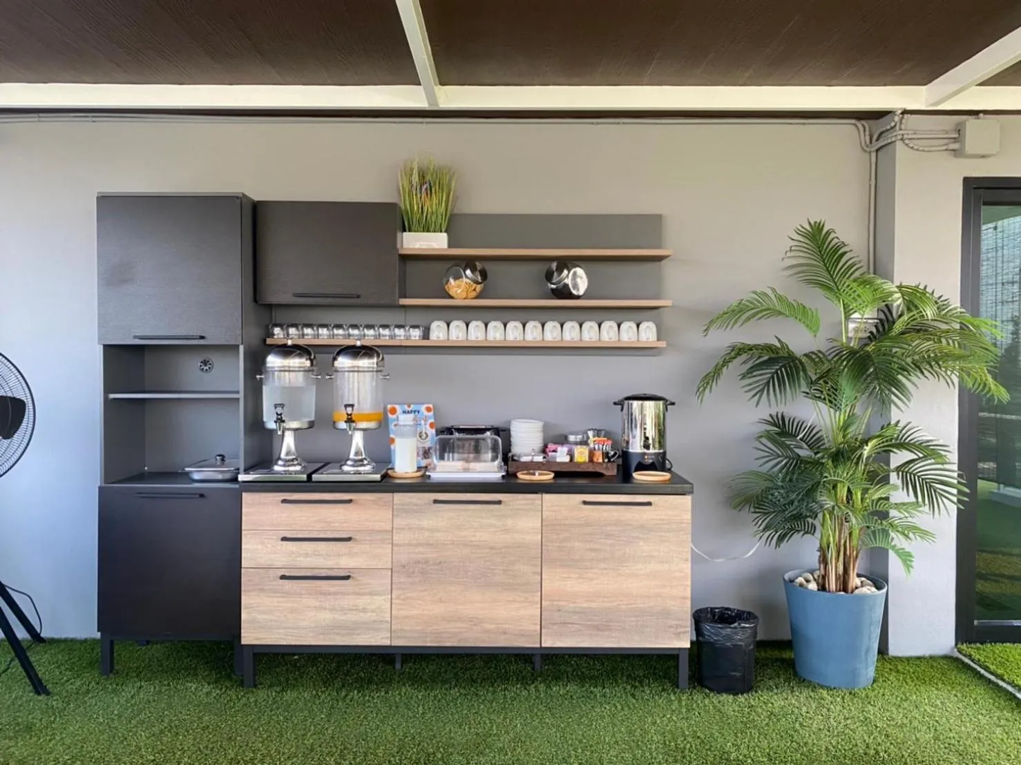 Restaurant/places to eat in The Vet Boutique Hotel - SHA Extra Plus