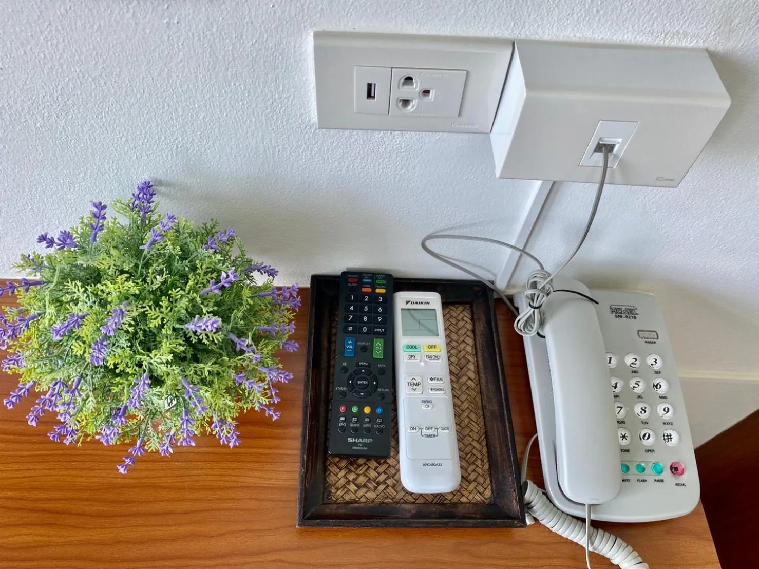 TV and multimedia in The Vet Boutique Hotel - SHA Extra Plus