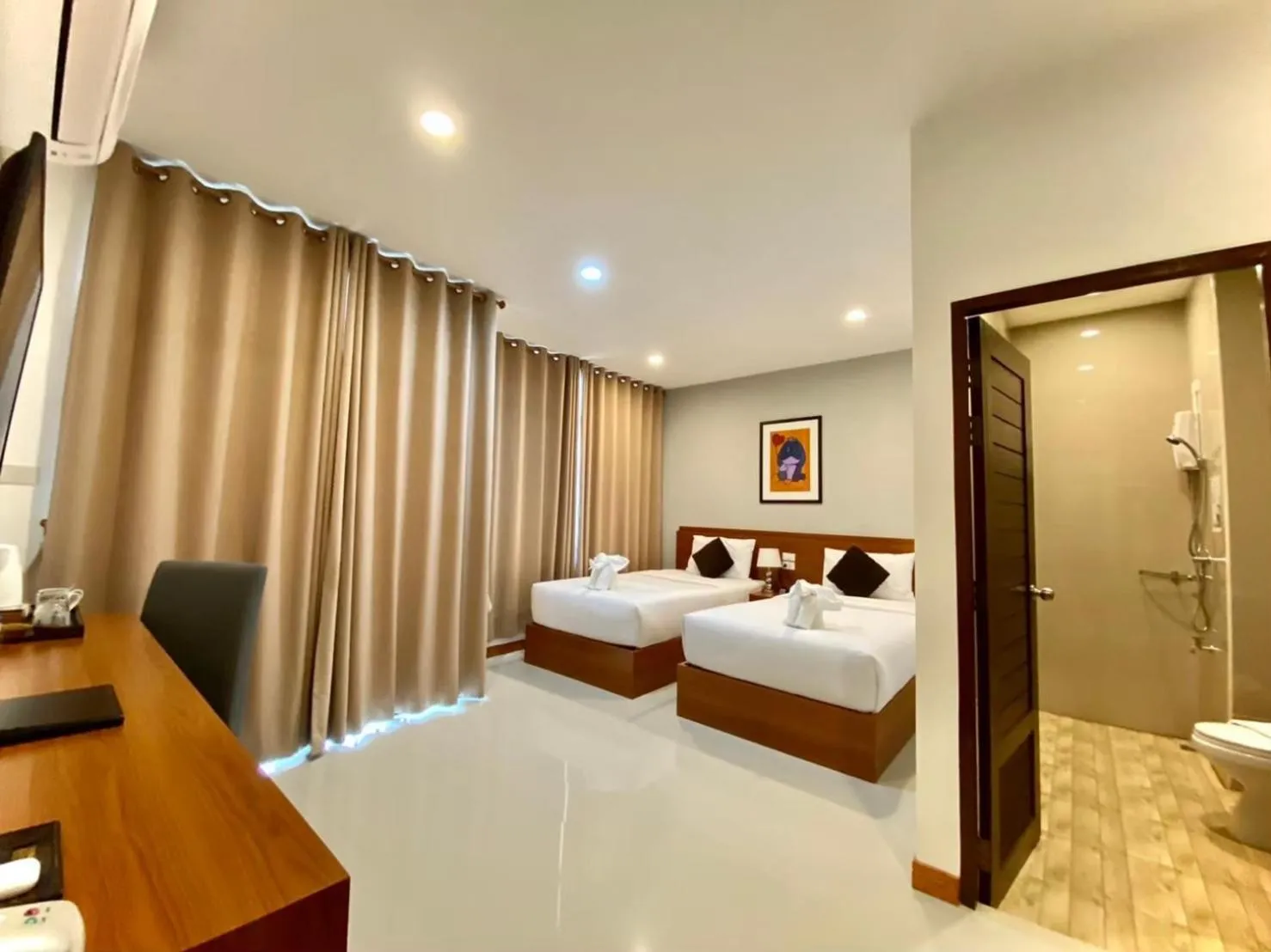 Bed in The Vet Boutique Hotel - SHA Extra Plus