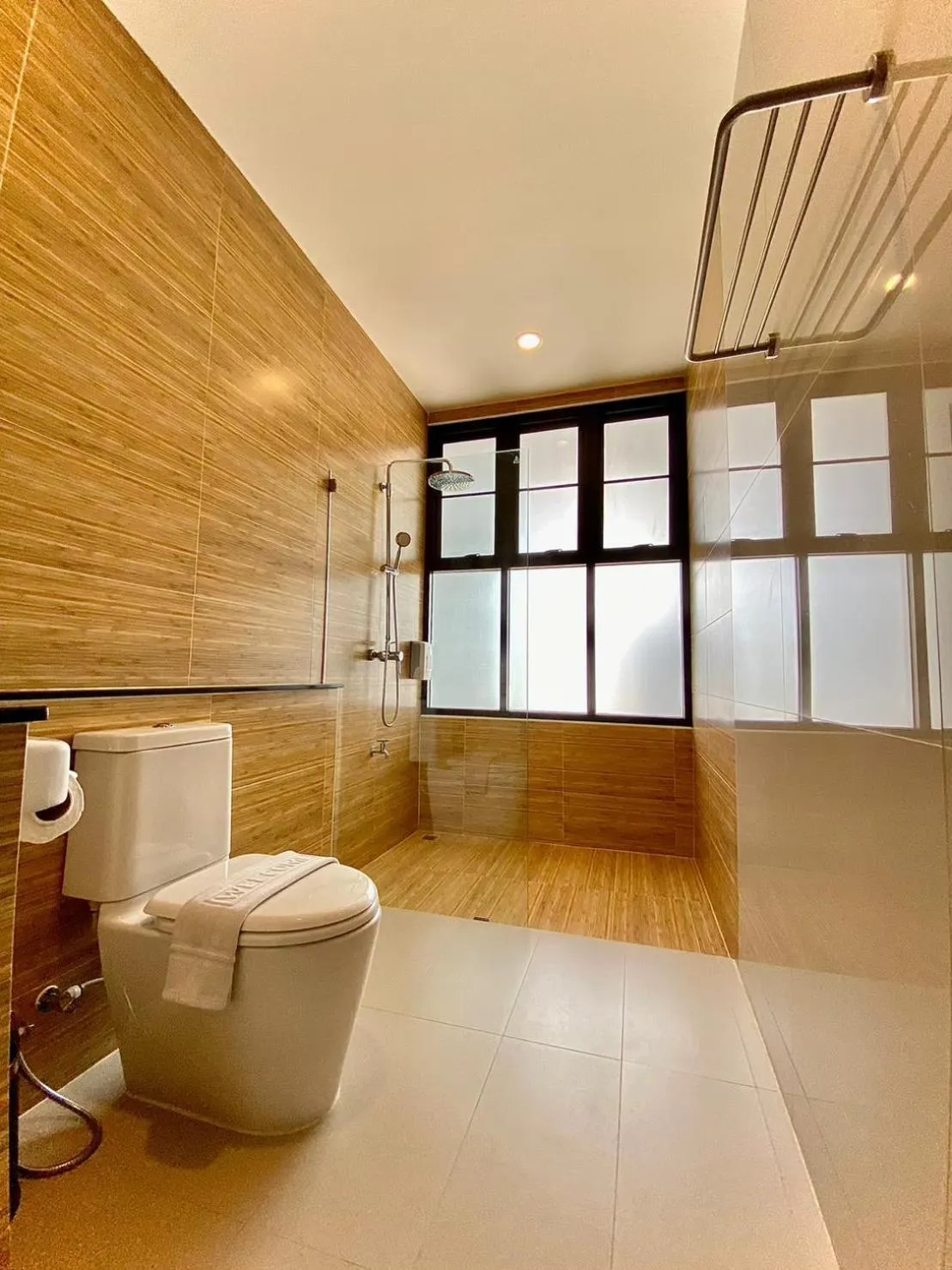 Bathroom in The Vet Boutique Hotel - SHA Extra Plus