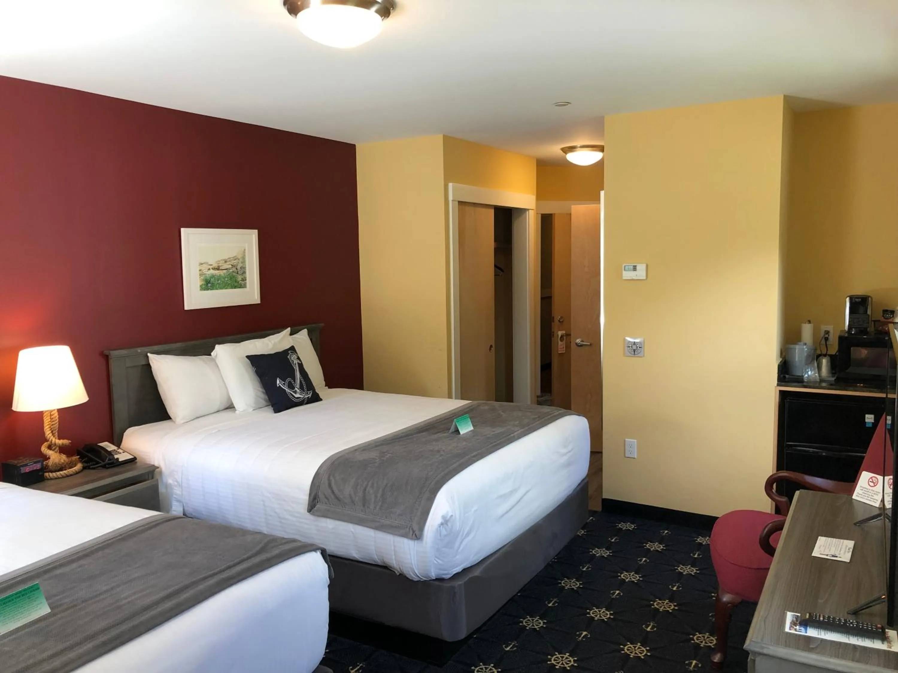 Photo of the whole room, Bed in The Inn on Mount Desert