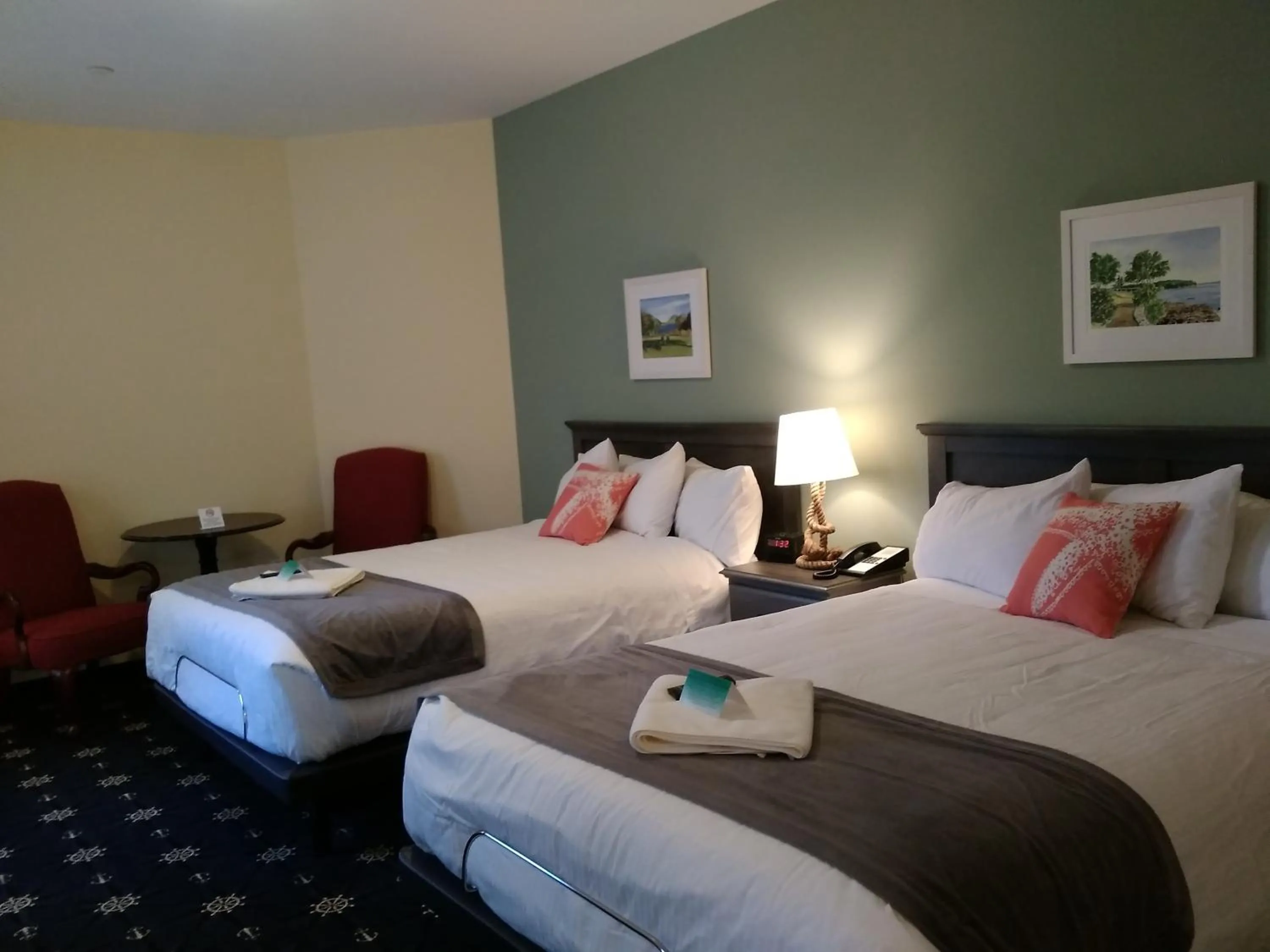 Photo of the whole room, Bed in The Inn on Mount Desert