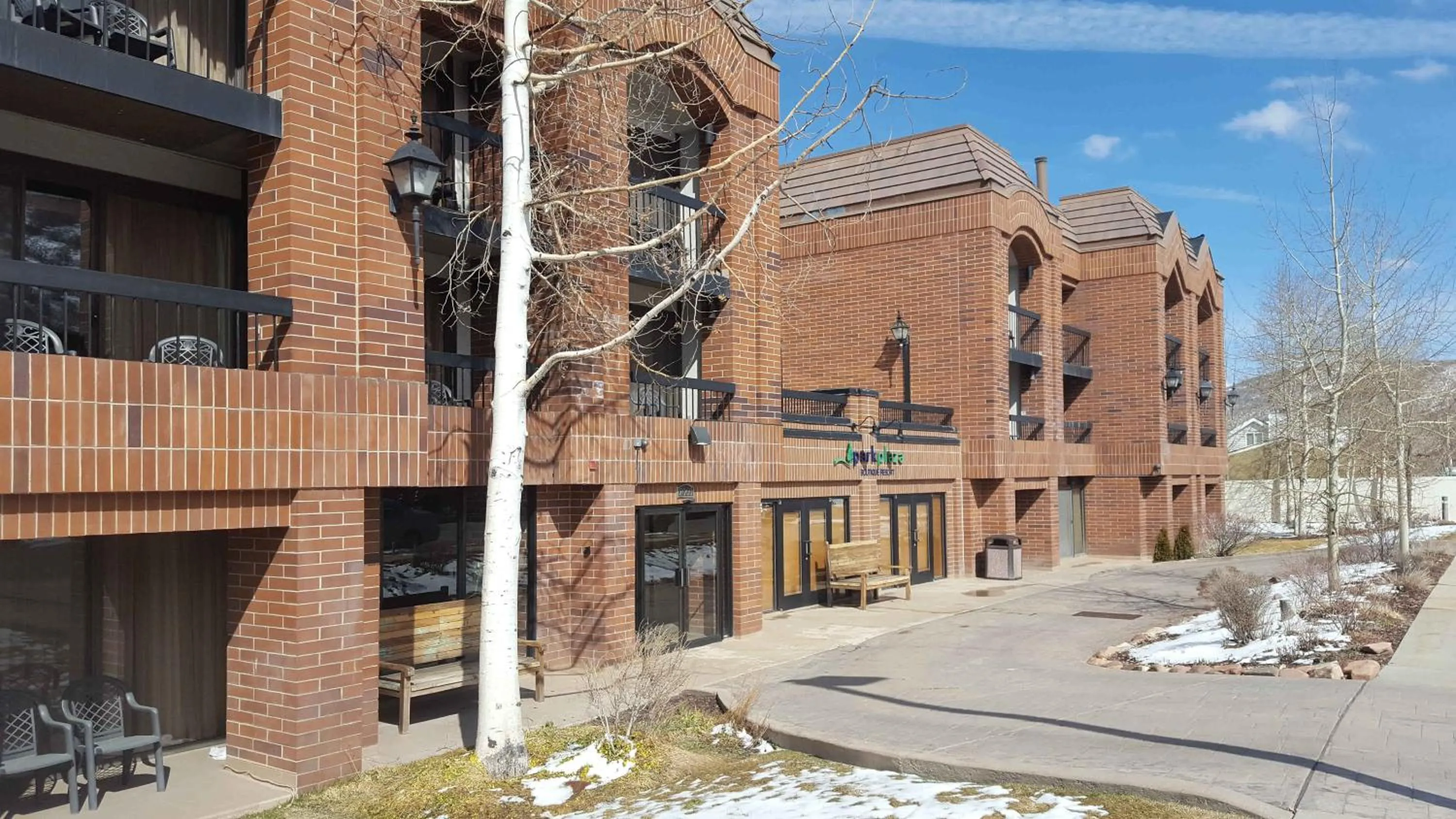 Property building in Raintree's Park Plaza Park City