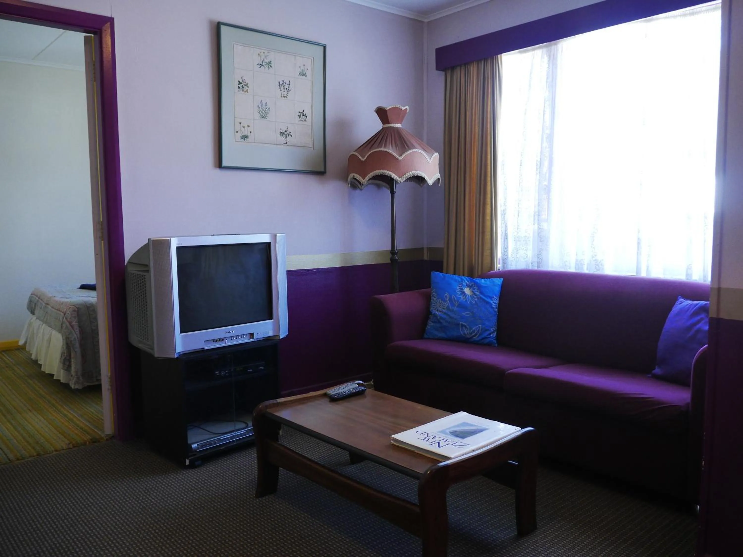 Living room in Atlantis Backpackers