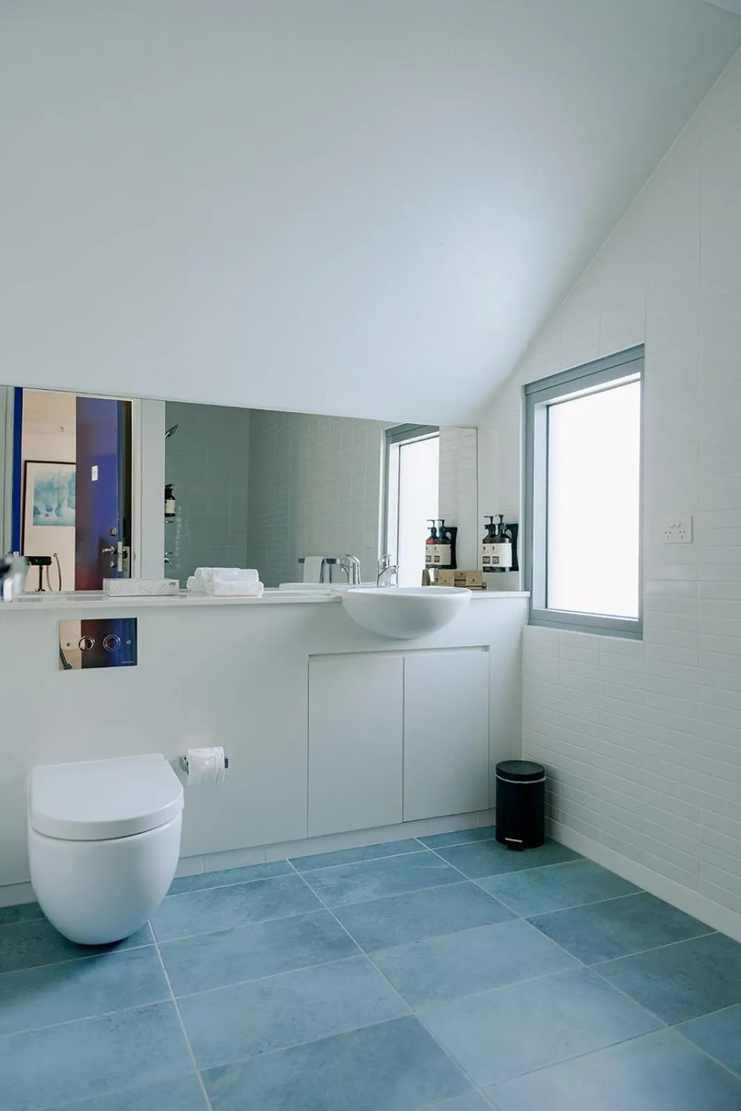 Salamanca Wharf Hotel