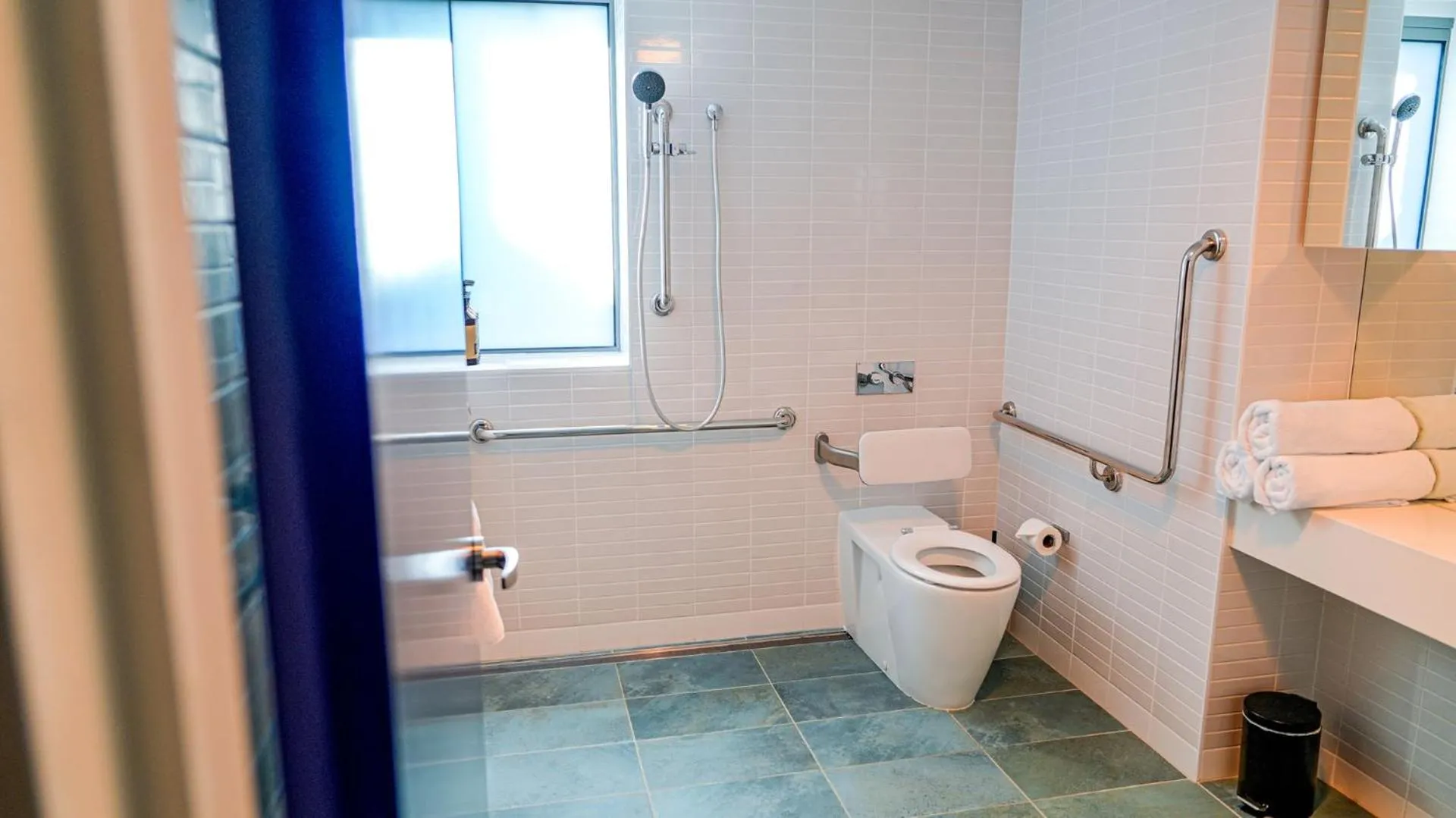 Salamanca Wharf Hotel