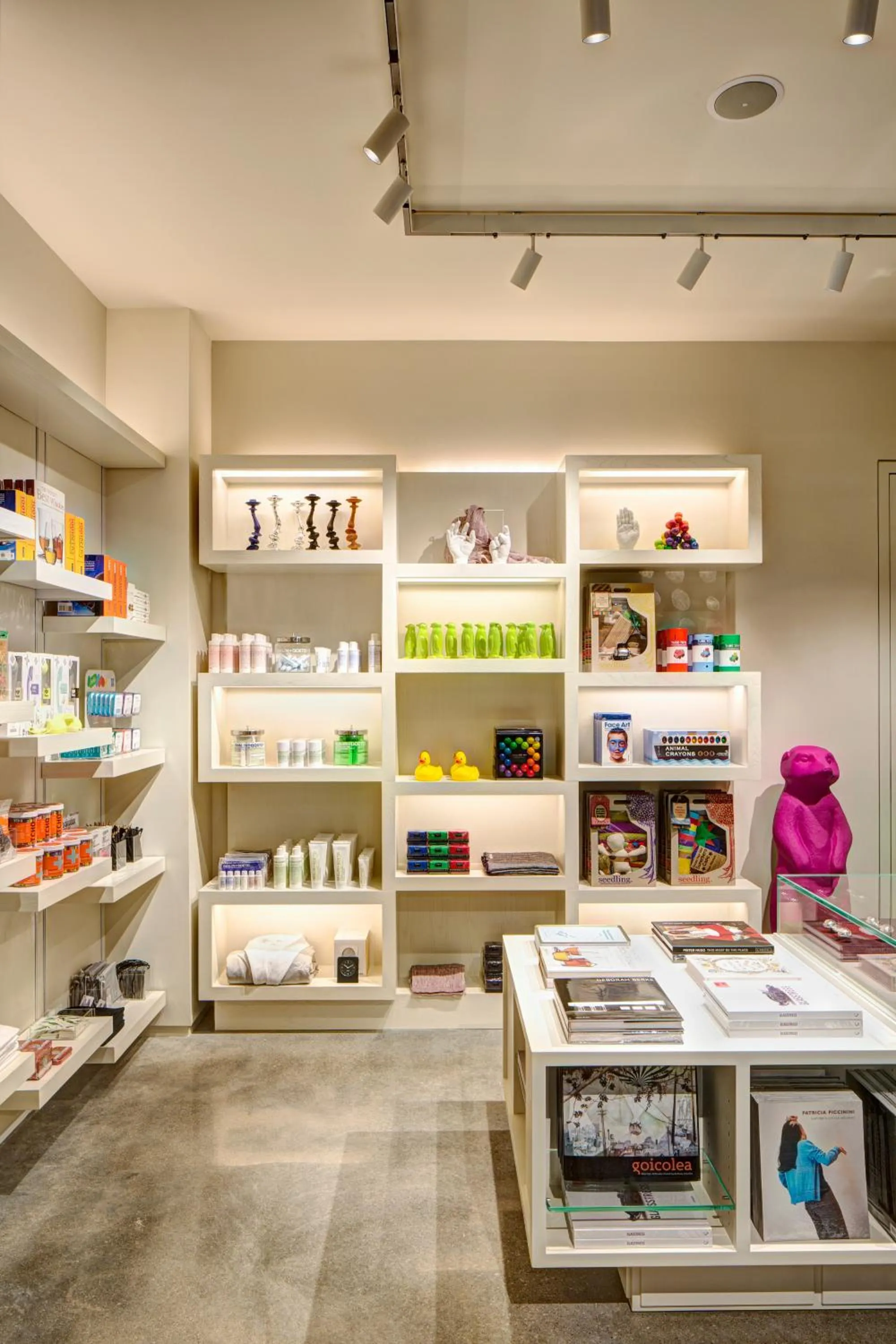 Property building in 21c Museum Hotel Bentonville - MGallery