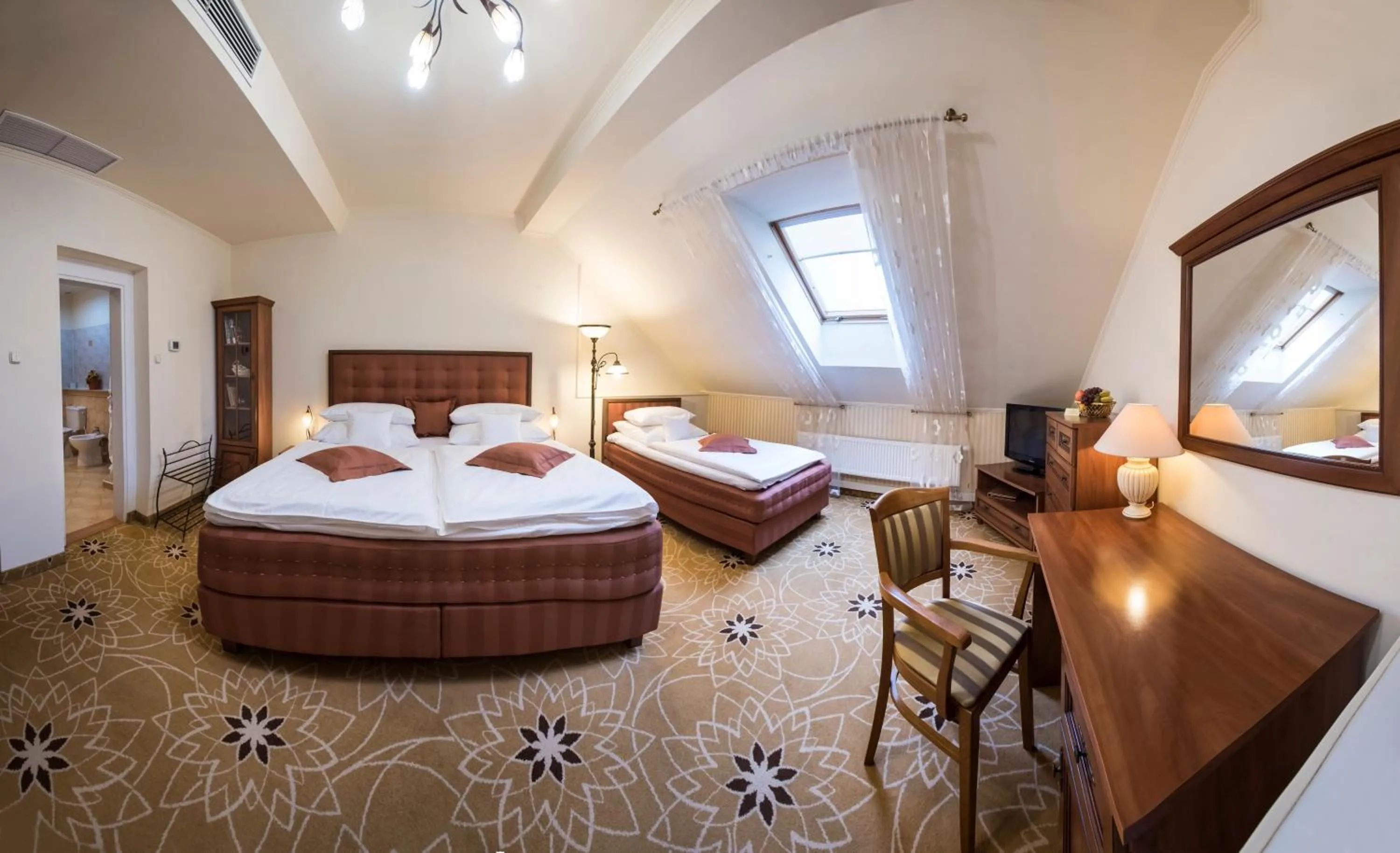 Photo of the whole room, Bed in Golden Royal Boutique Hotel & Spa