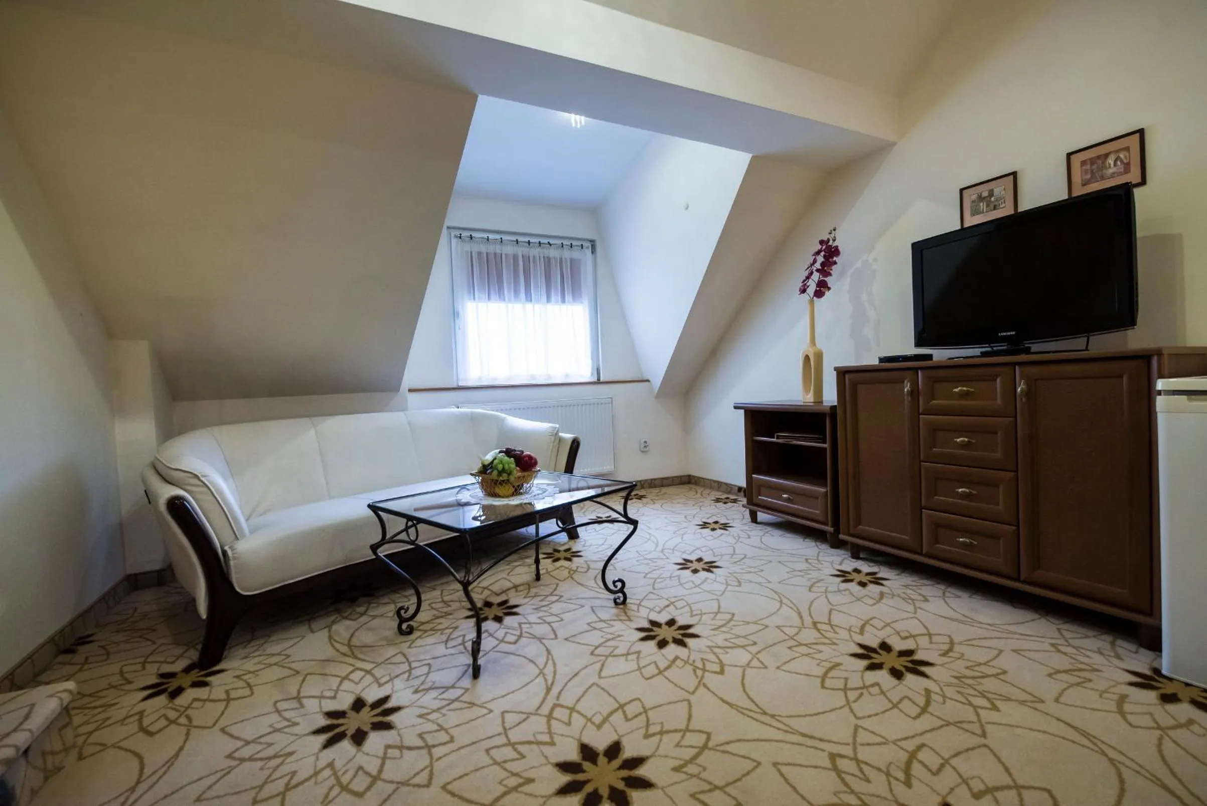 Photo of the whole room, Bed in Golden Royal Boutique Hotel & Spa