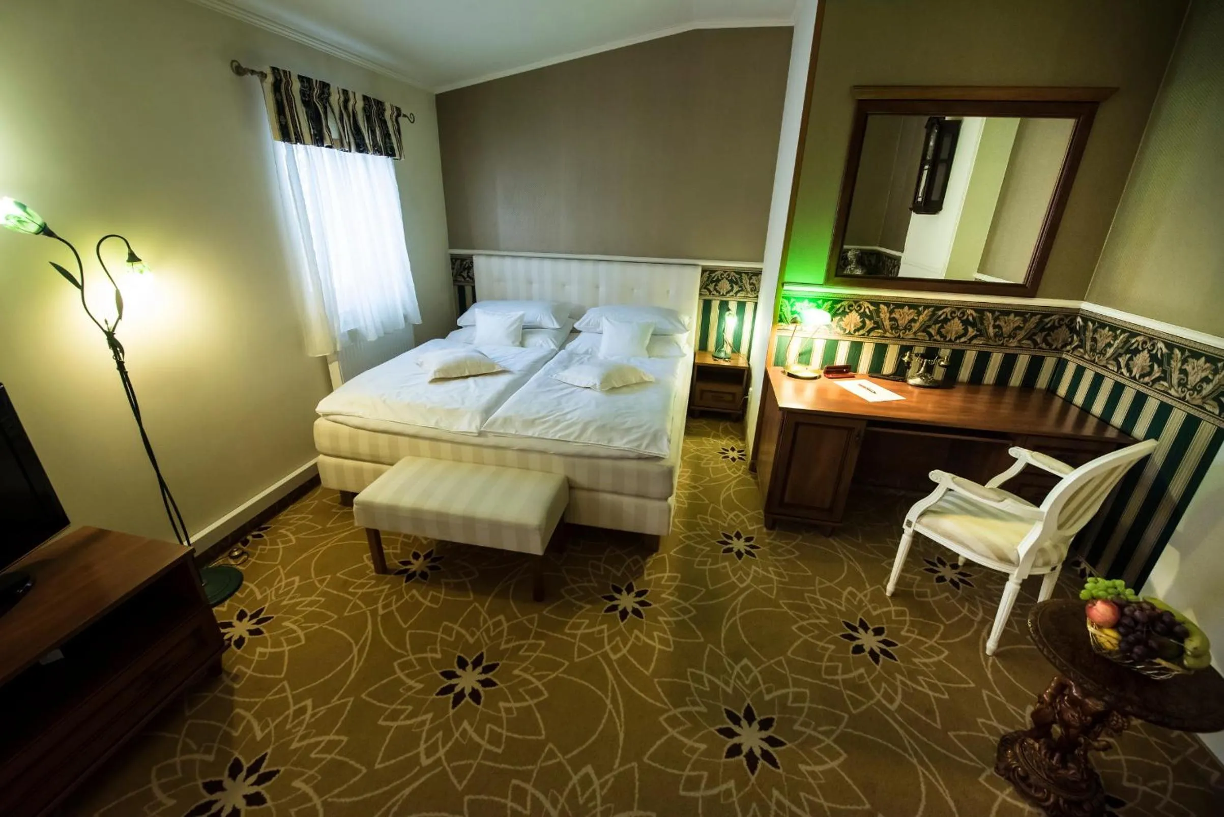 Photo of the whole room, Bed in Golden Royal Boutique Hotel & Spa