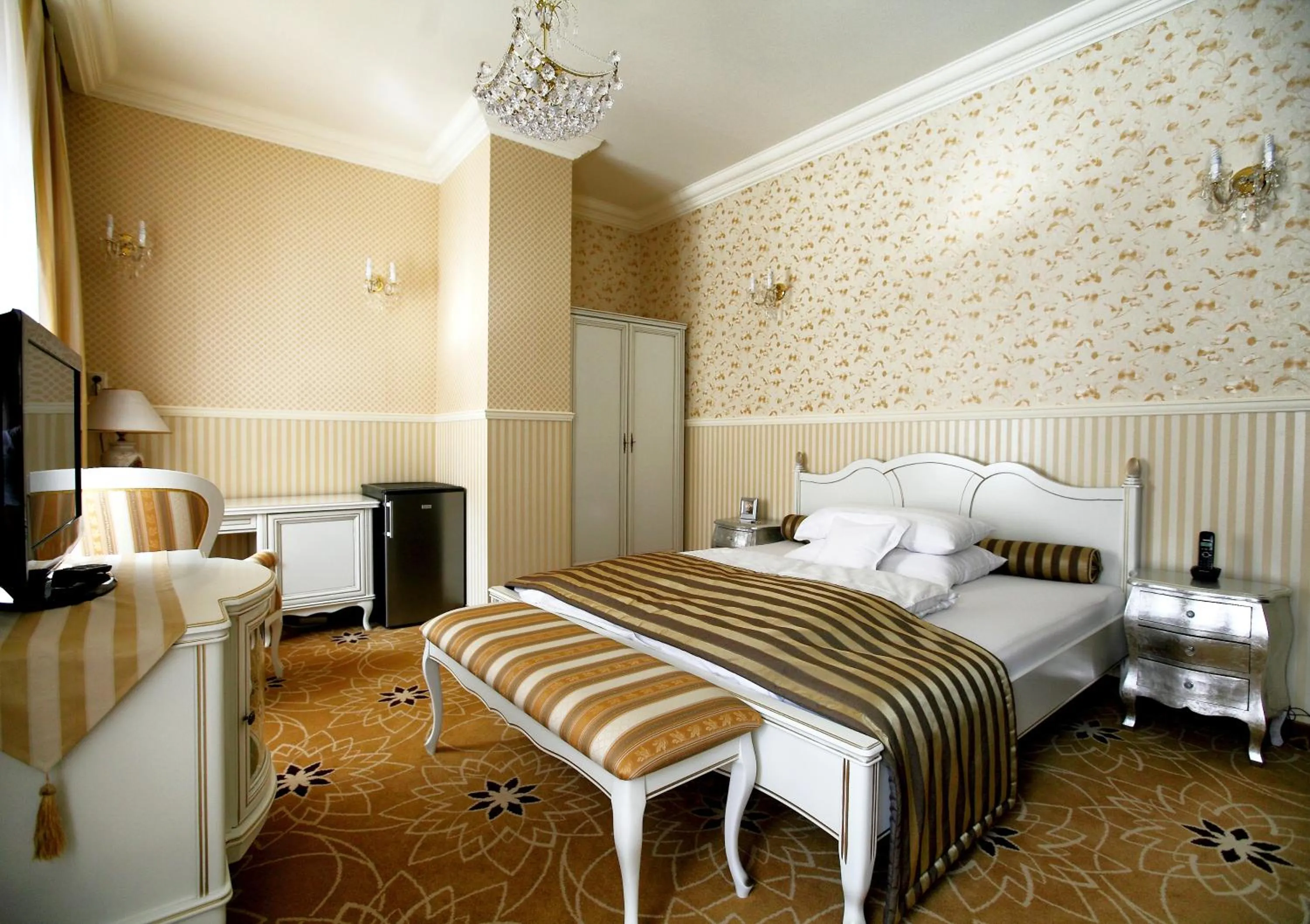Photo of the whole room, Bed in Golden Royal Boutique Hotel & Spa