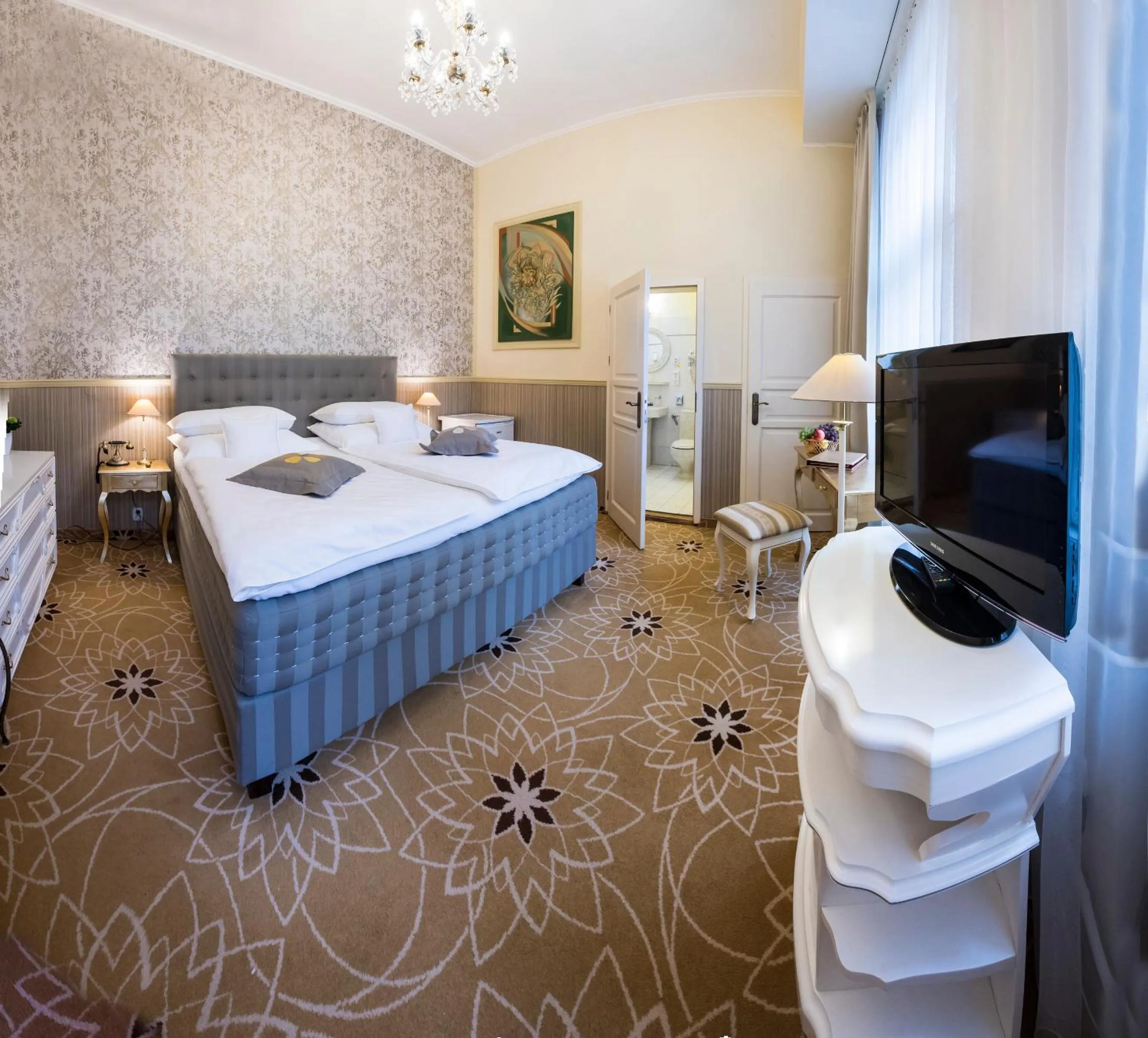 Photo of the whole room, Bed in Golden Royal Boutique Hotel & Spa