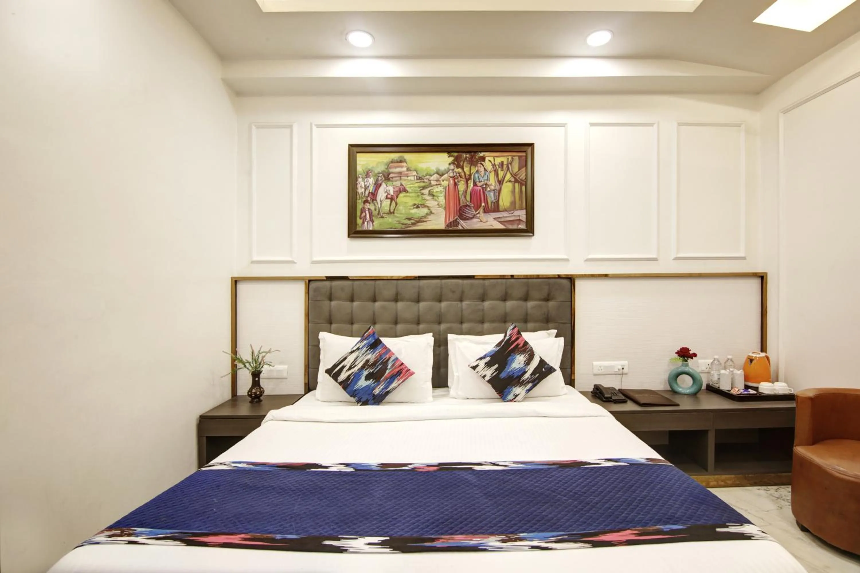 Bedroom, Bed in Hotel All Iz Well - Traveller Choice Award winner 2025