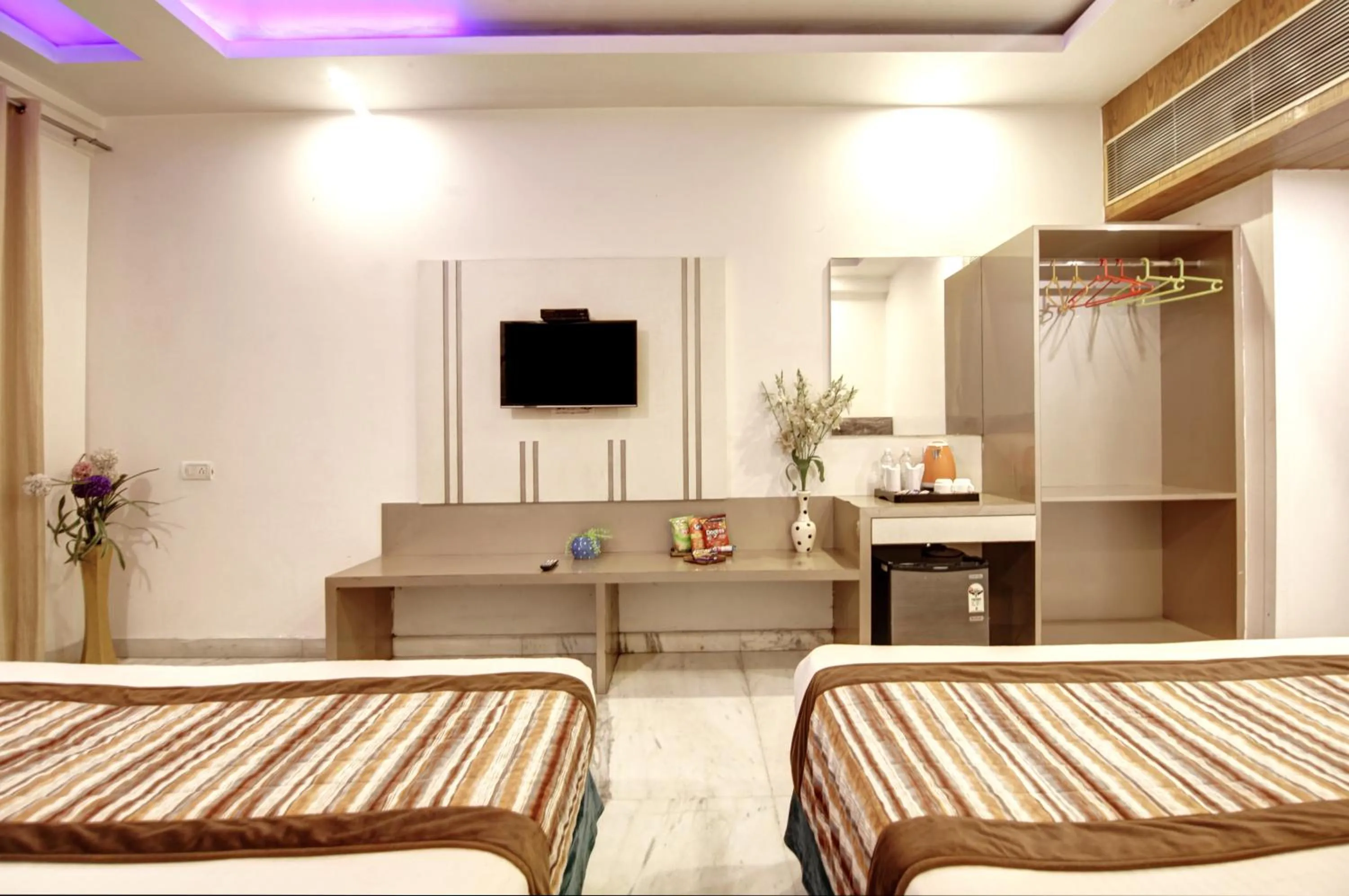 TV and multimedia in Hotel All Iz Well - Traveller Choice Award winner 2025