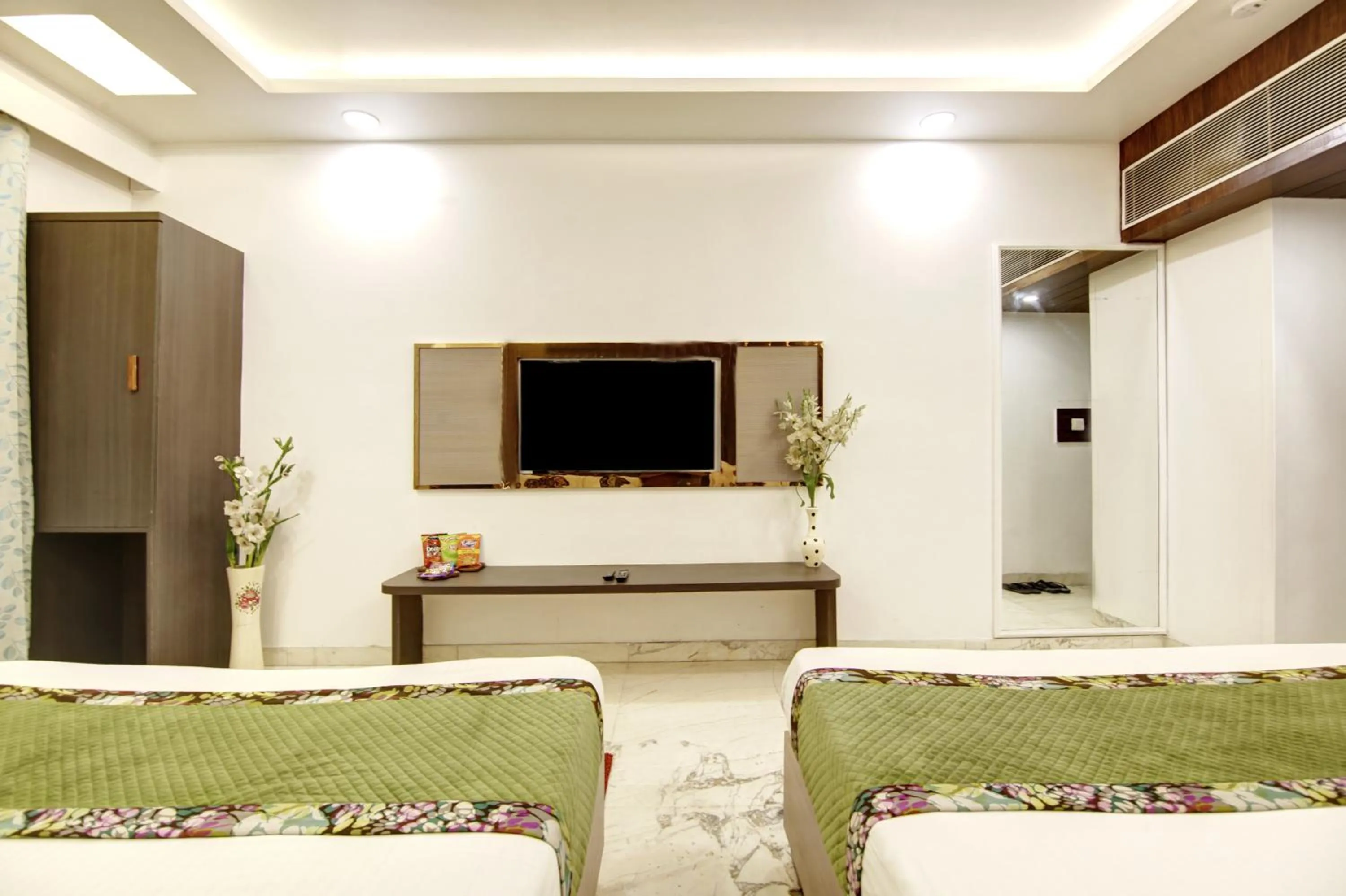 Bed in Hotel All Iz Well - Traveller Choice Award winner 2025