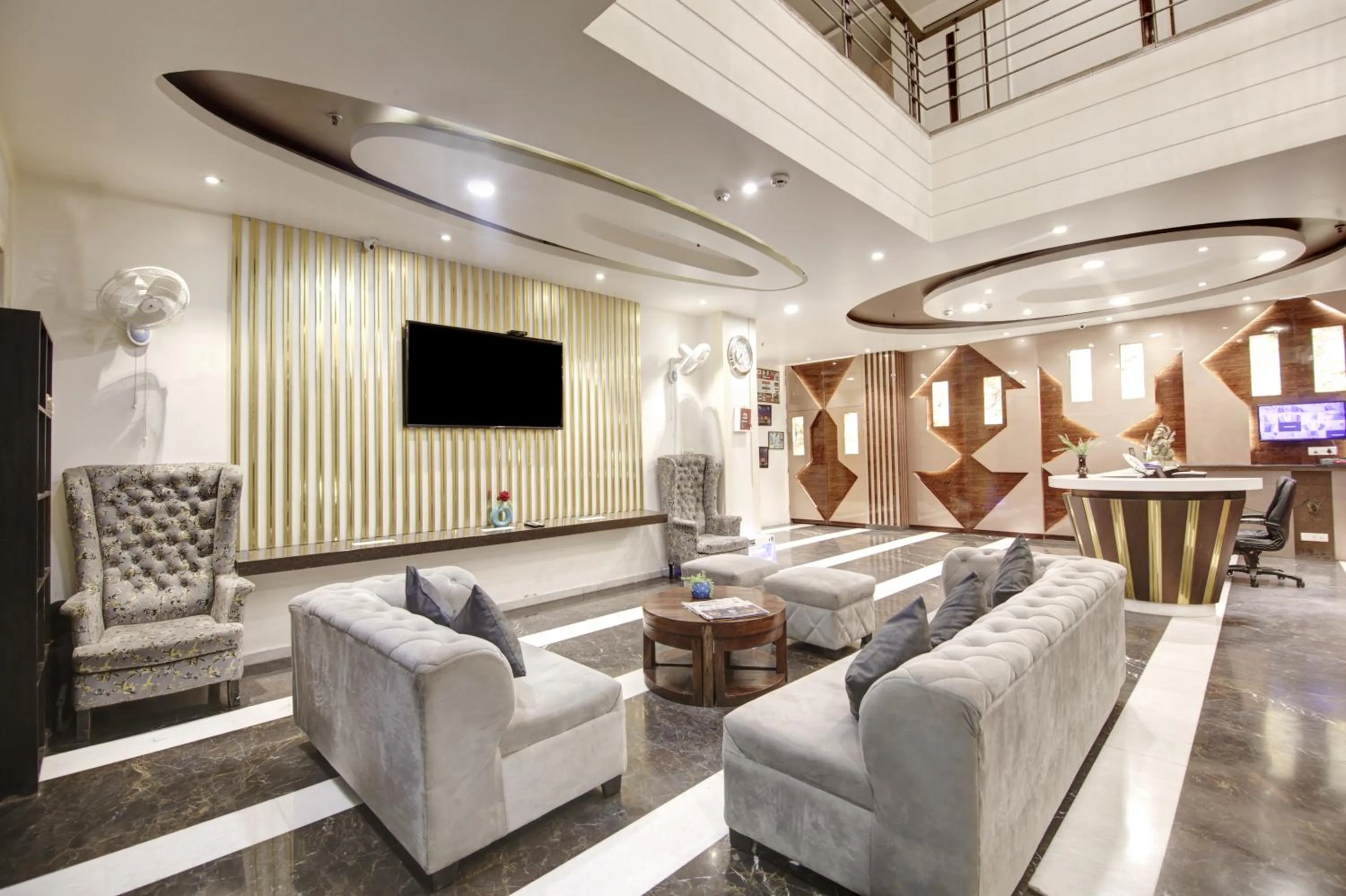 TV and multimedia in Hotel All Iz Well - Traveller Choice Award winner 2025