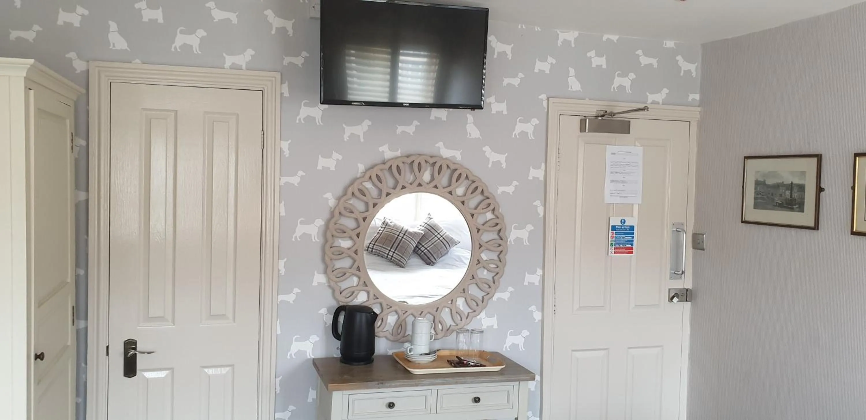 The Queen Catherine Hotel