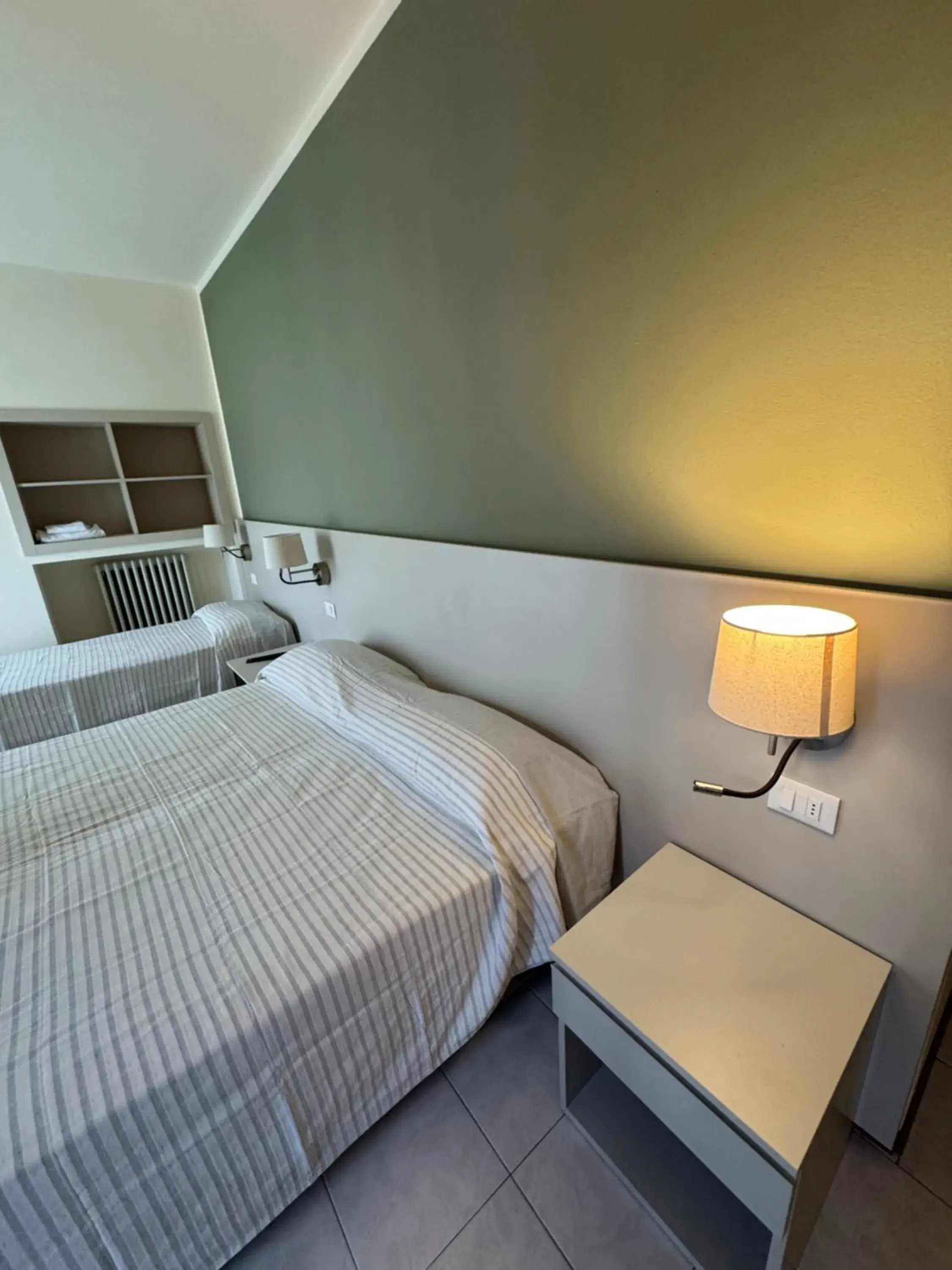 Triple Room - single occupancy in Hotel e Ristorante Cassone Triple Room - single occupancy in Hotel e Ristorante Cassone