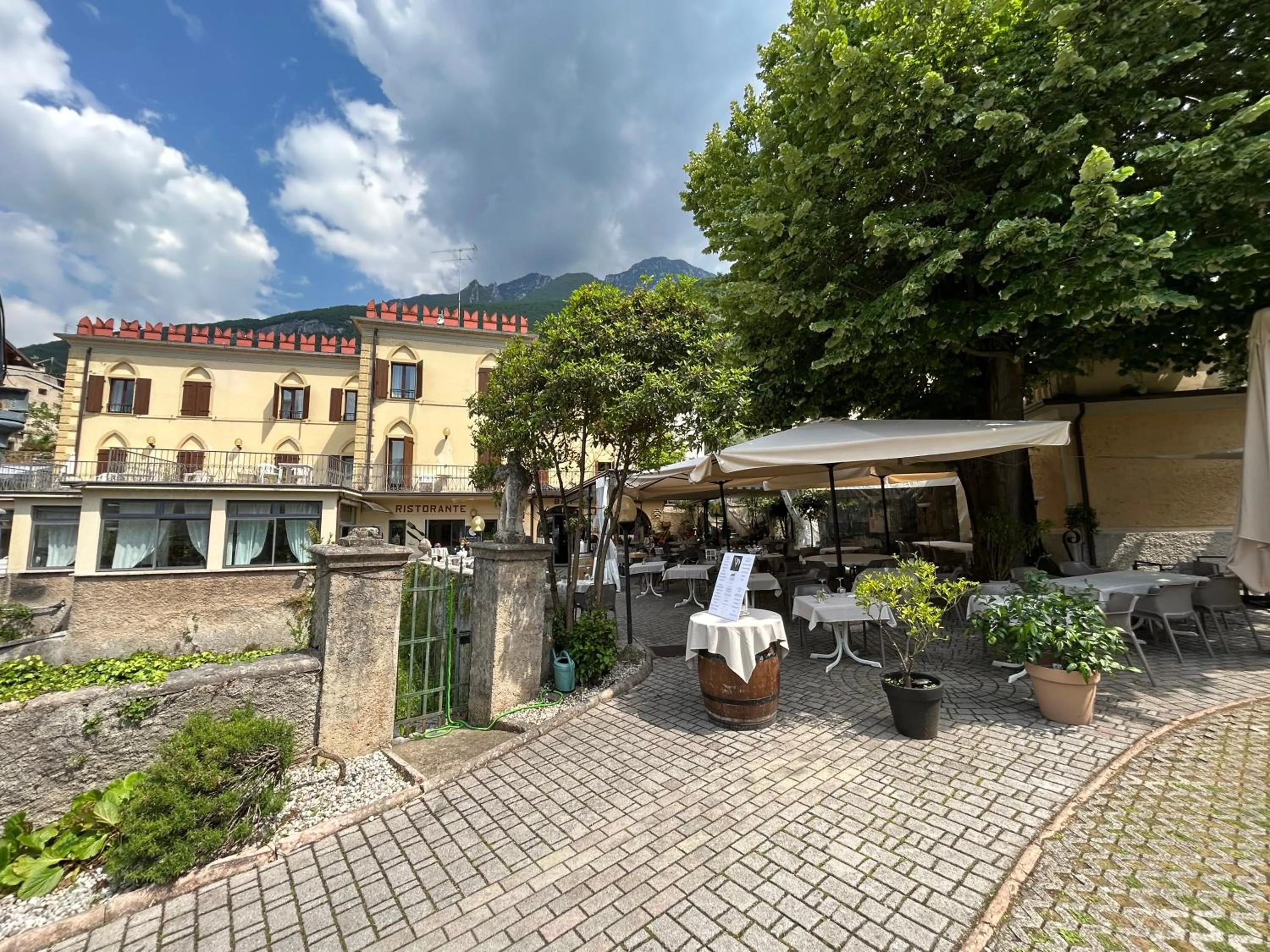 Hotel e Ristorante Cassone