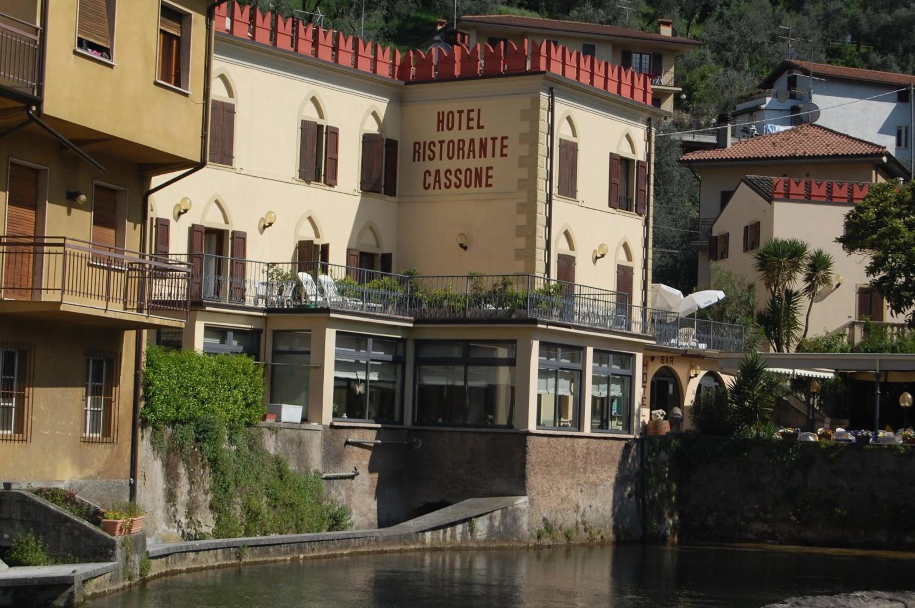 Property building in Hotel e Ristorante Cassone