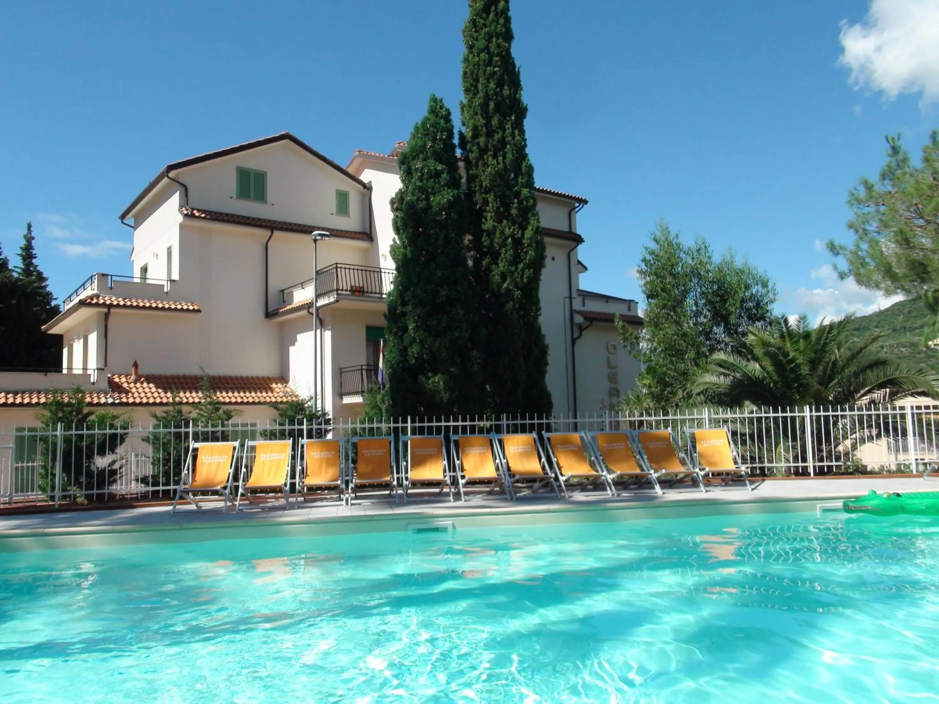 Facade/entrance in Residence Oleandro