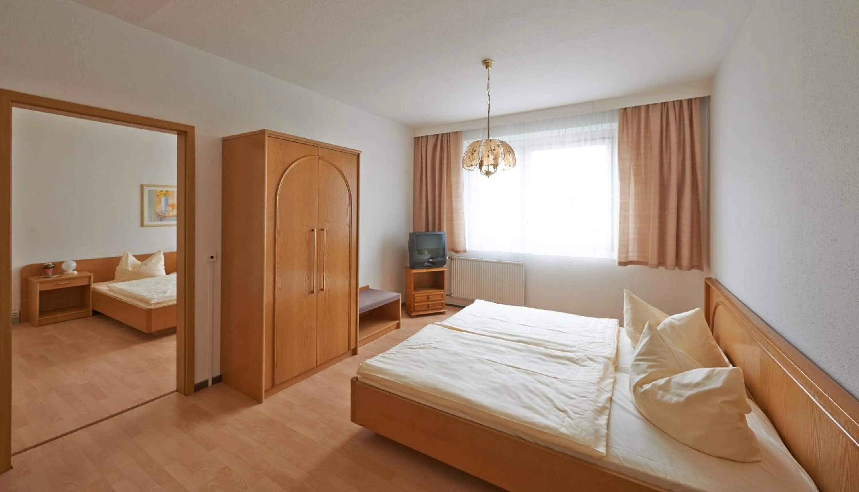 Photo of the whole room, Bed in Alpha Apparthotel leipzig-Rötha