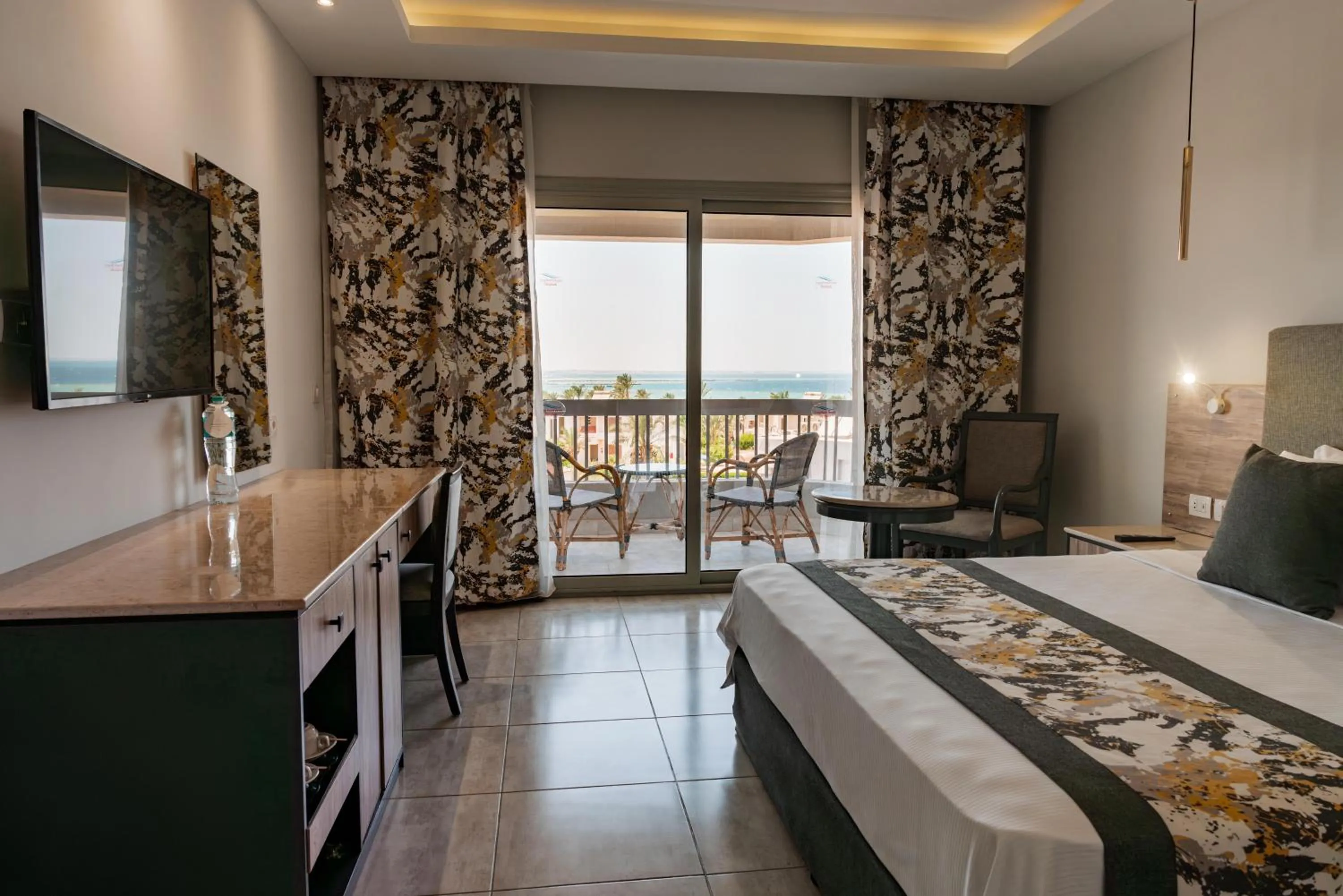 Photo of the whole room, Bed in Hurghada Long Beach Resort