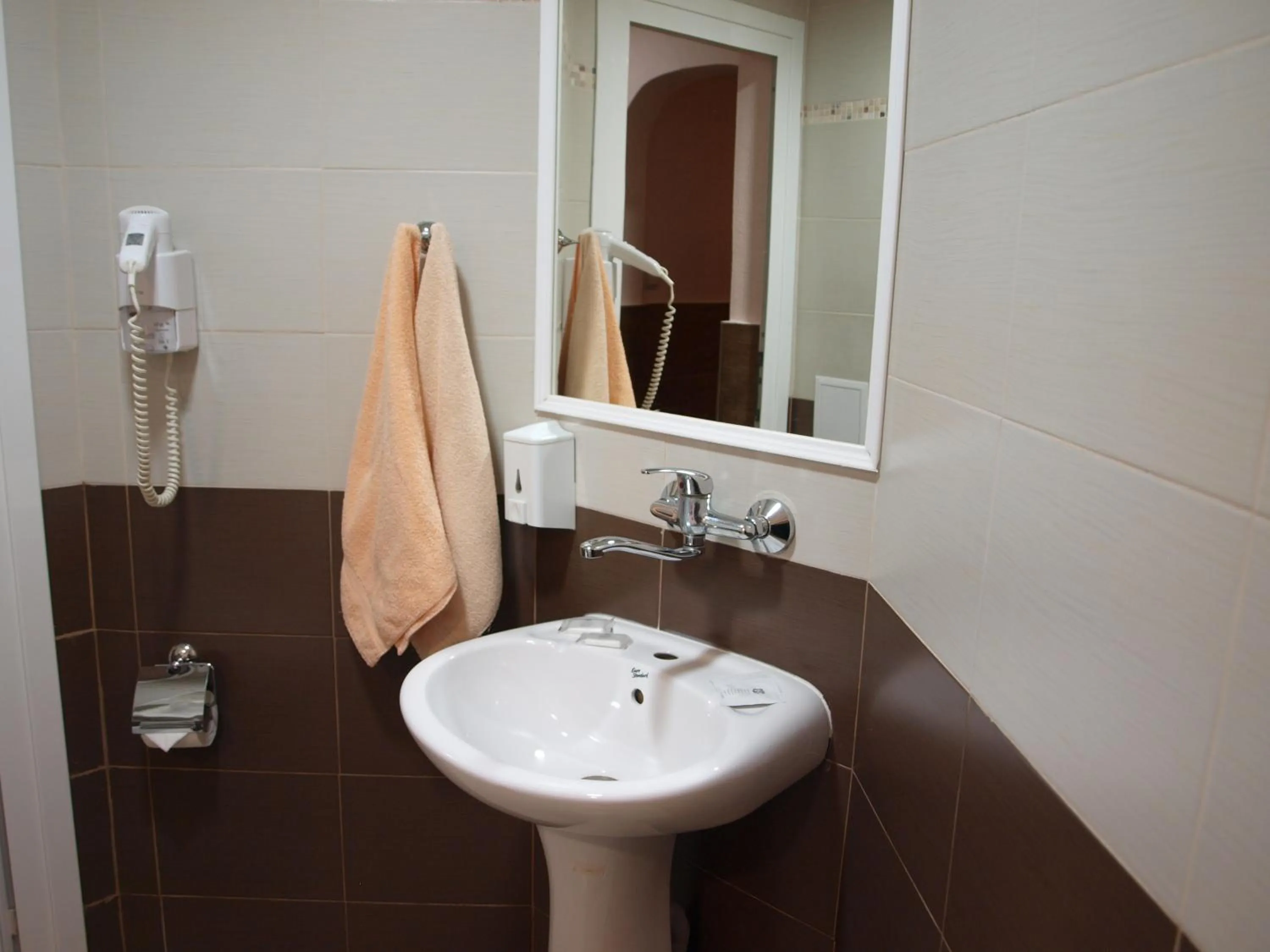 Bathroom in Paralax Hotel