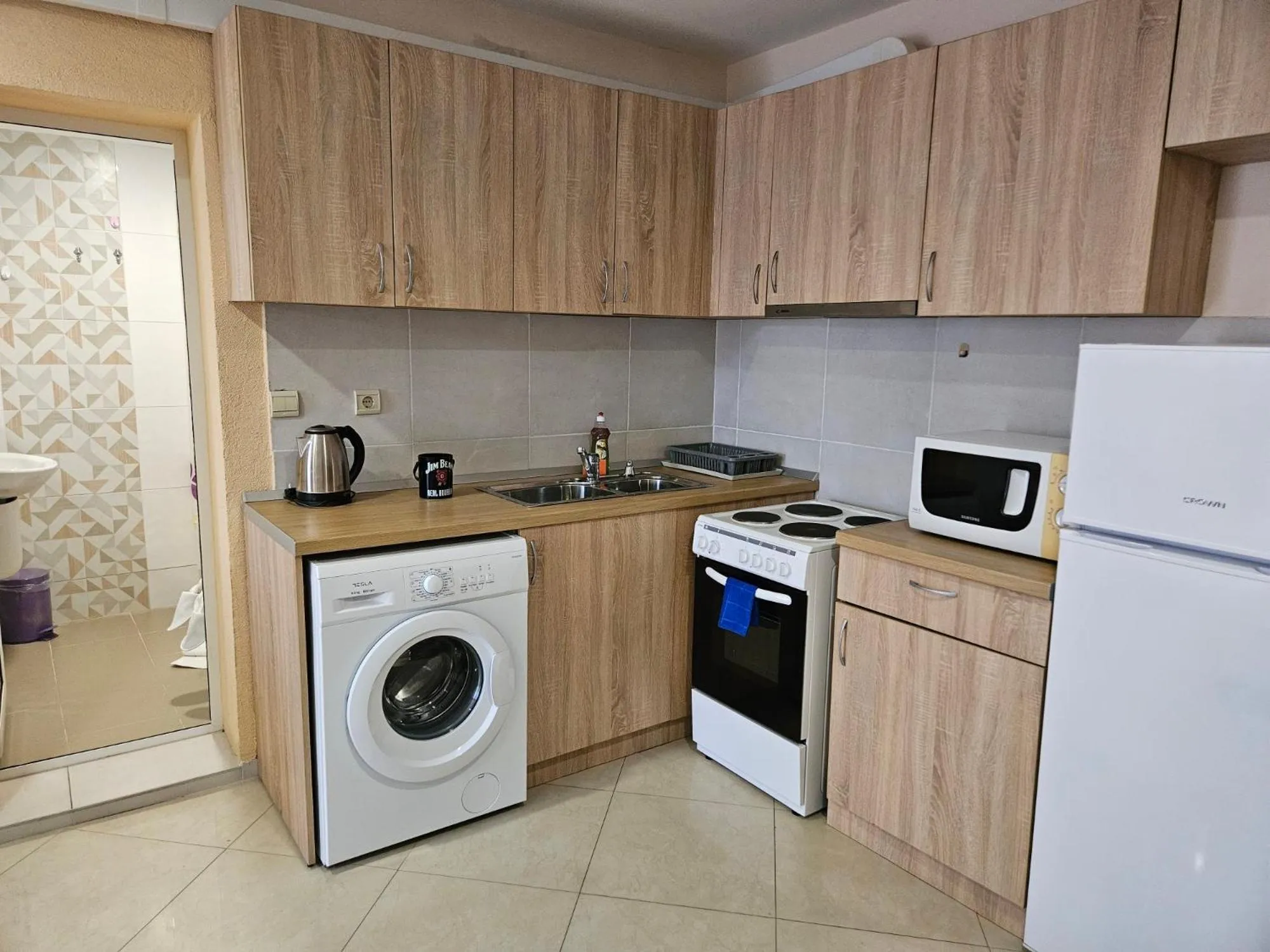 Kitchen or kitchenette in Paralax Hotel