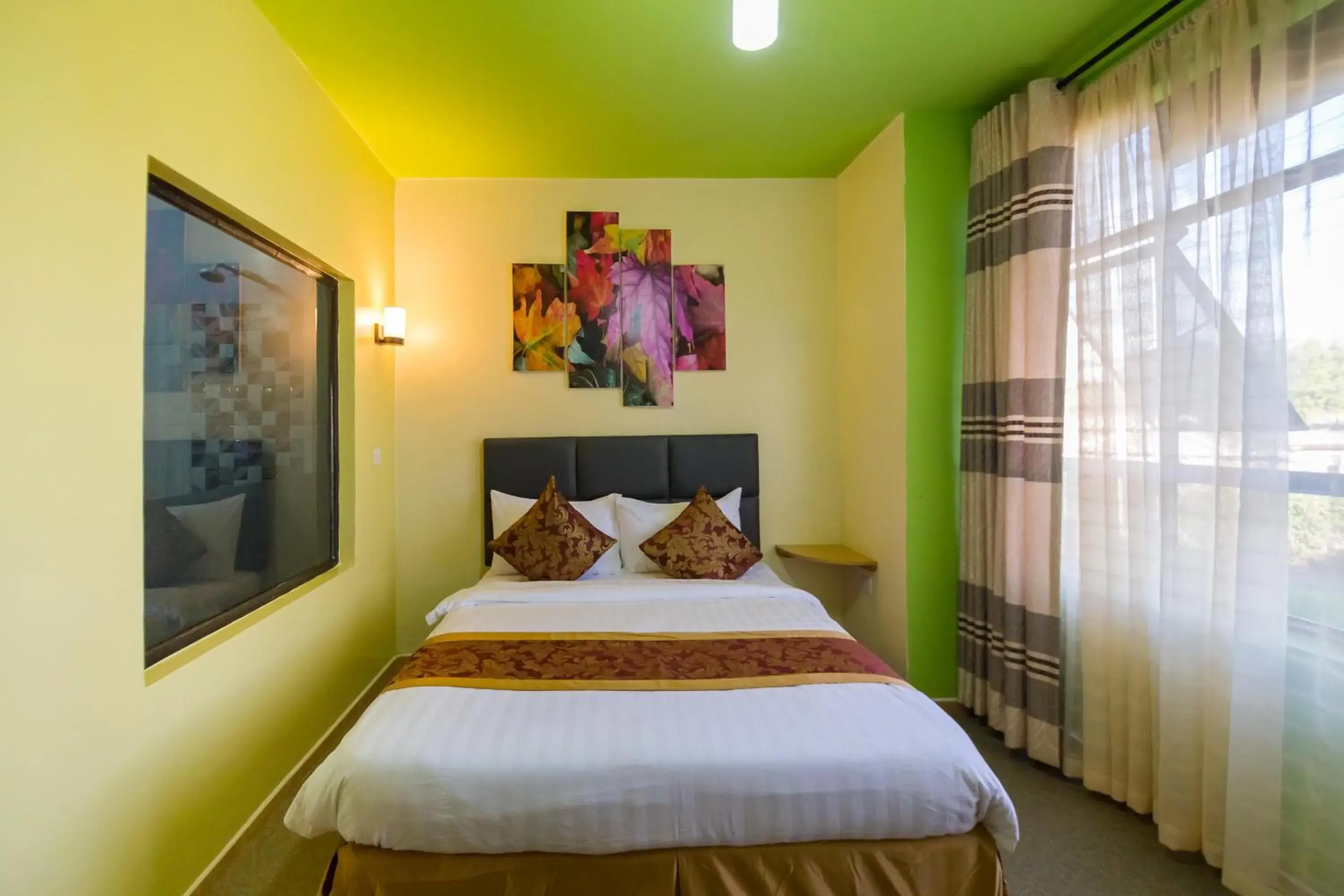 Superior Double Room - single occupancy in Maple Inn Hotel Superior Double Room - single occupancy in Maple Inn Hotel