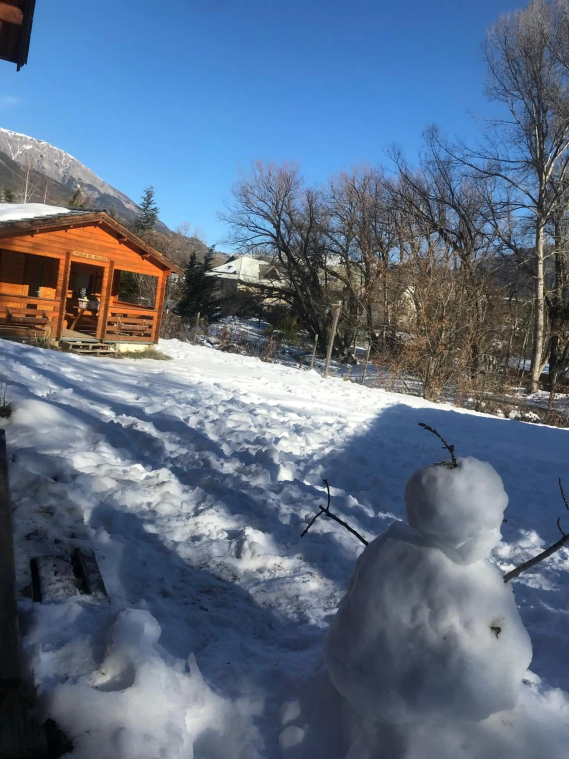 Day in Camping, Hôtel De Plein Air Les Cariamas