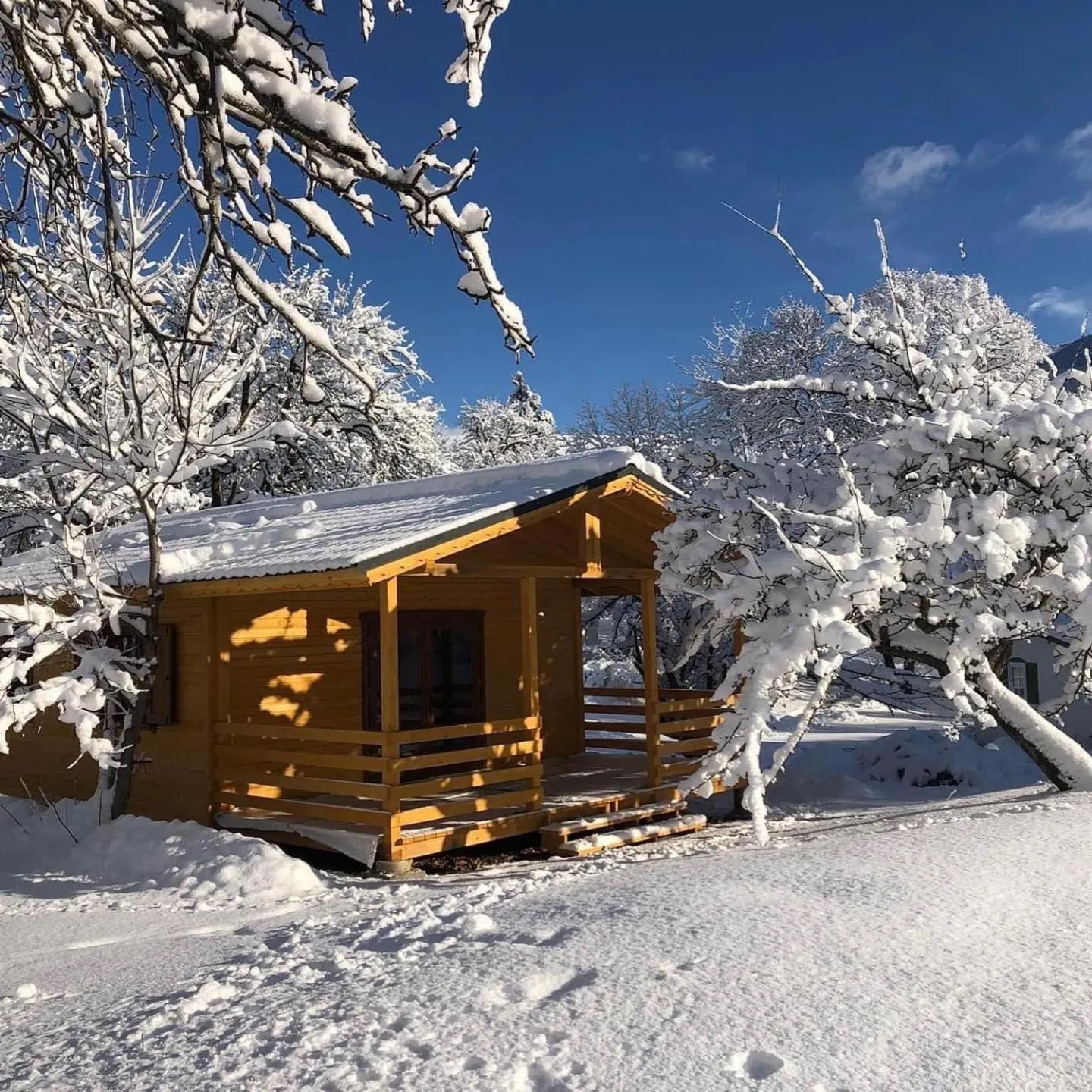 Day in Camping, Hôtel De Plein Air Les Cariamas