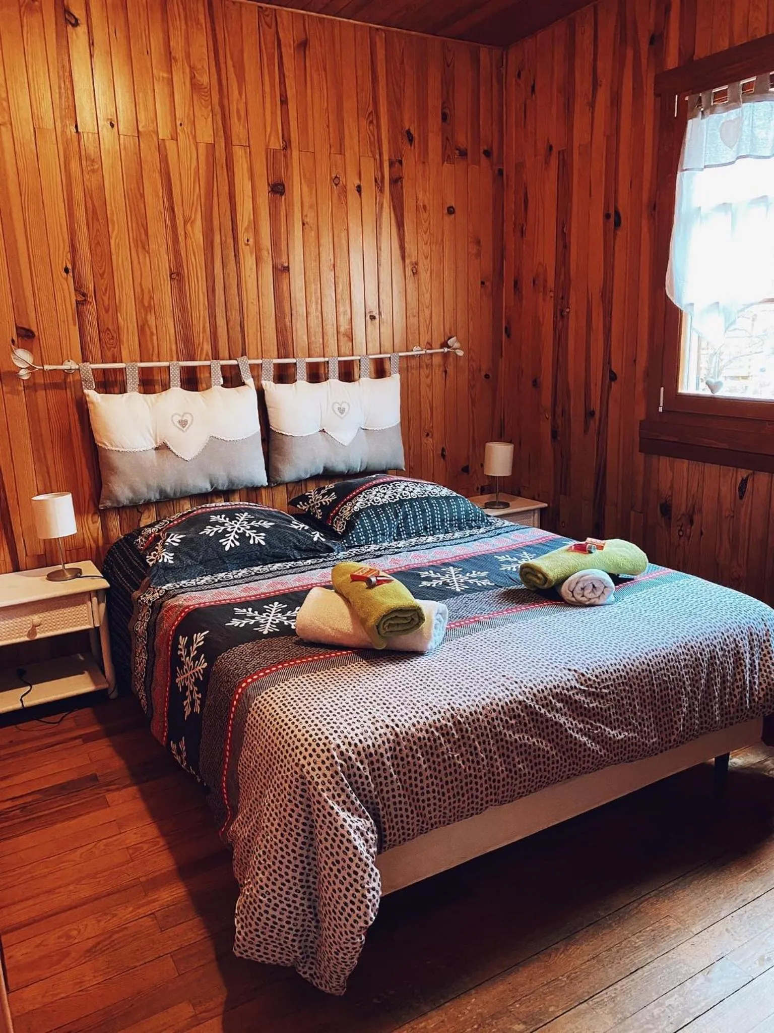 Property building, Bed in Camping, Hôtel De Plein Air Les Cariamas