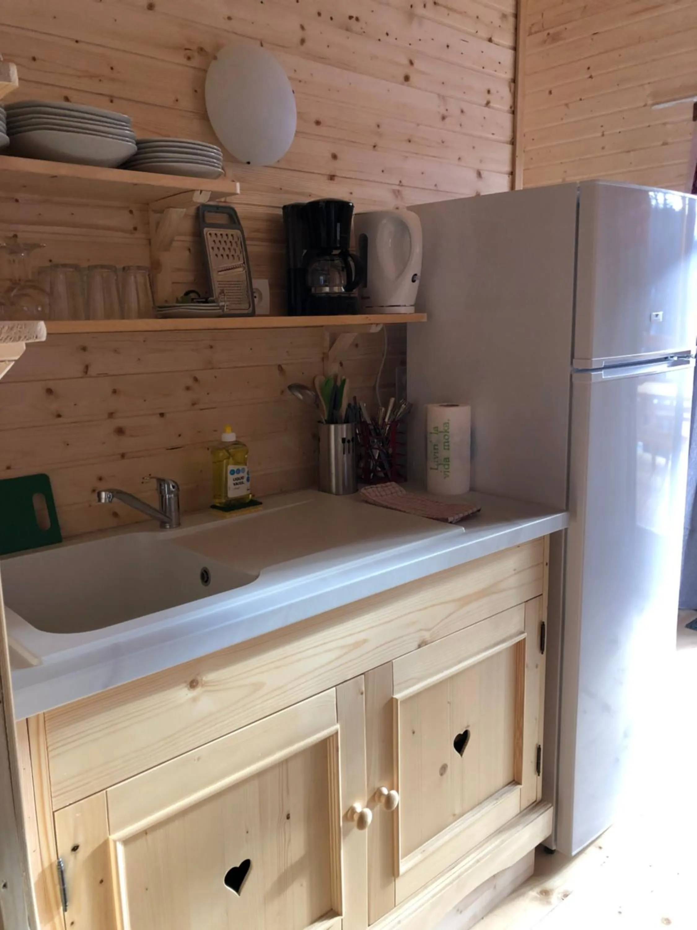 kitchen in Camping, Hôtel De Plein Air Les Cariamas