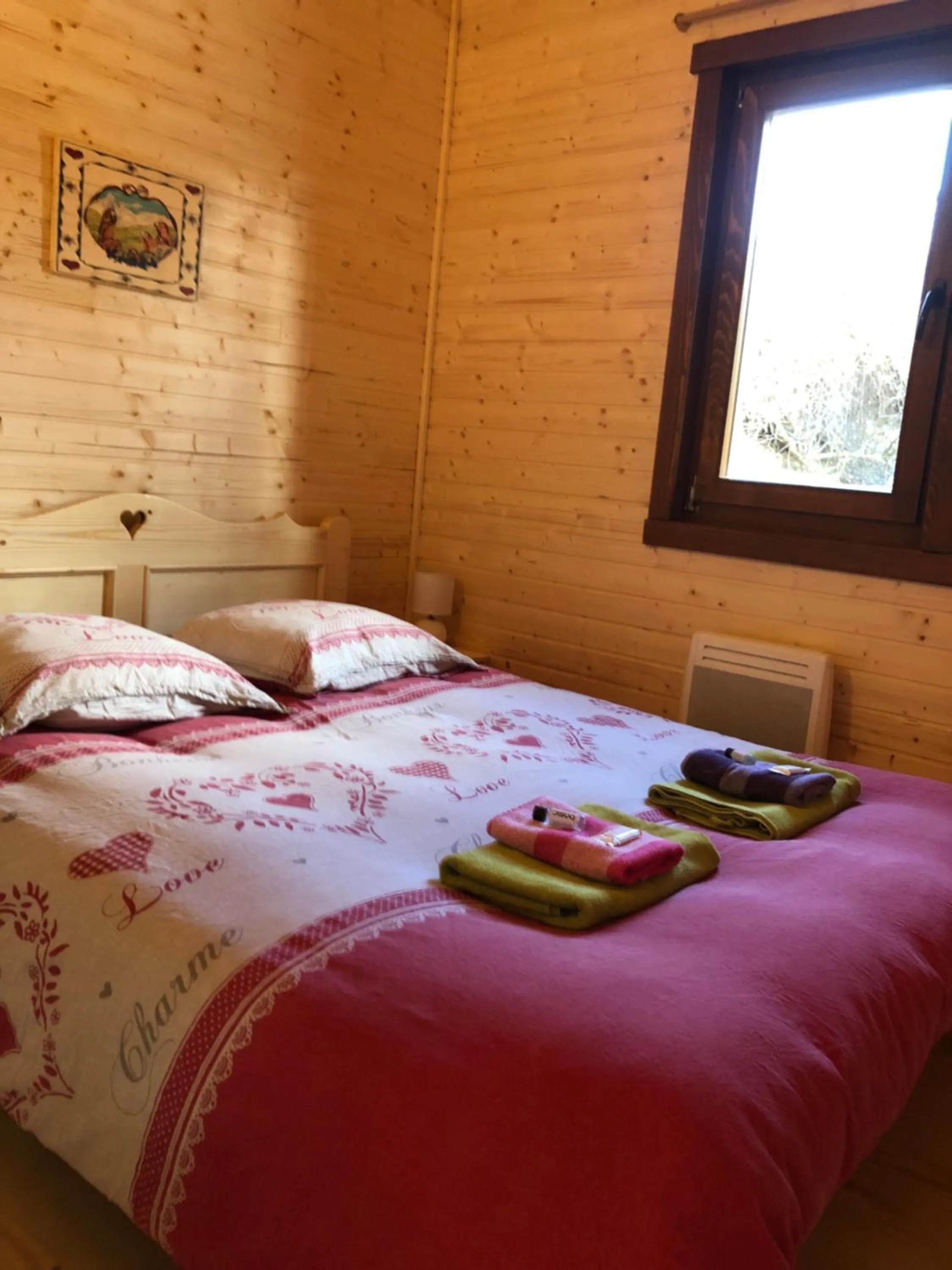 Photo of the whole room, Bed in Camping, Hôtel De Plein Air Les Cariamas