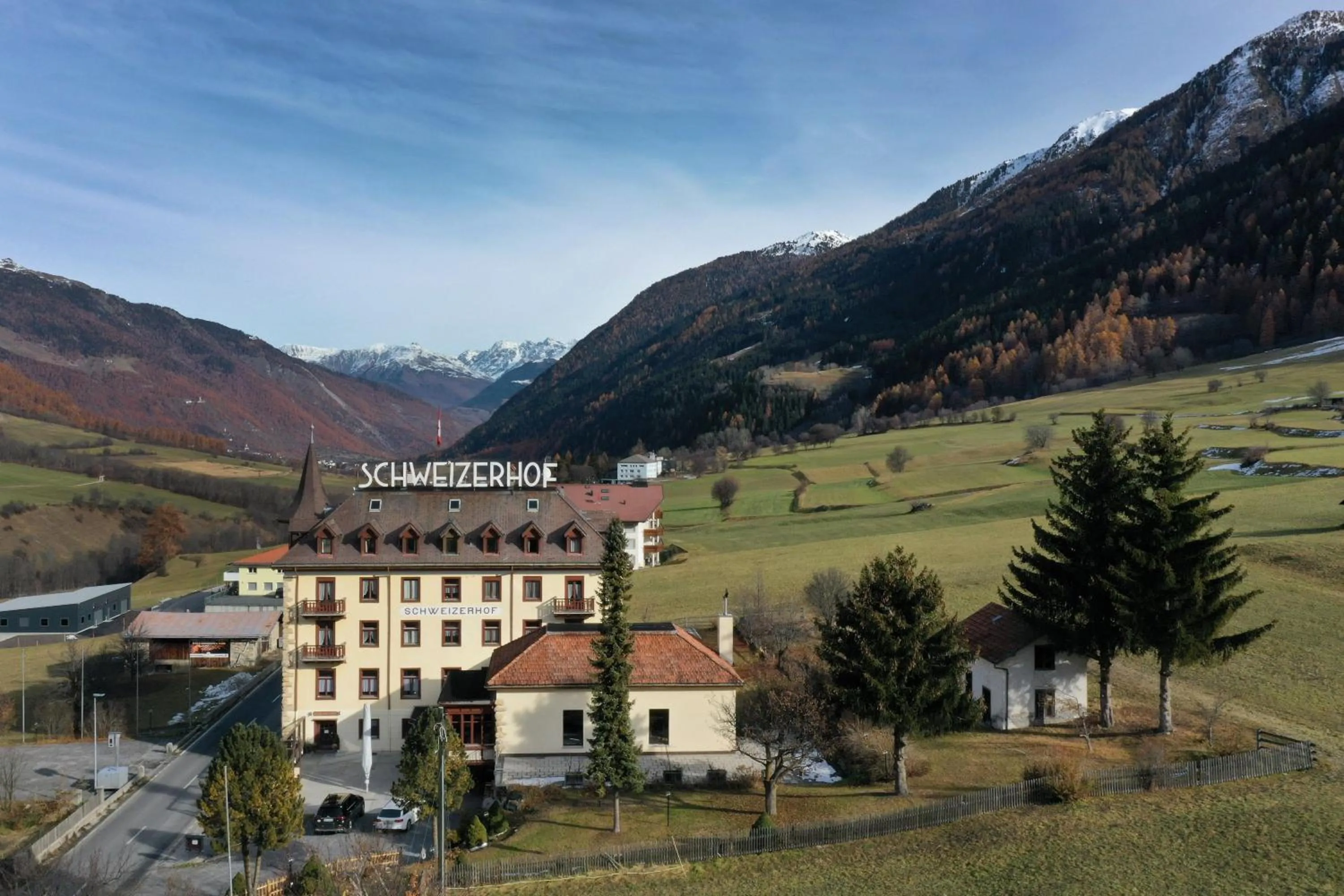 Property building in Hotel Schweizerhof Sta Maria