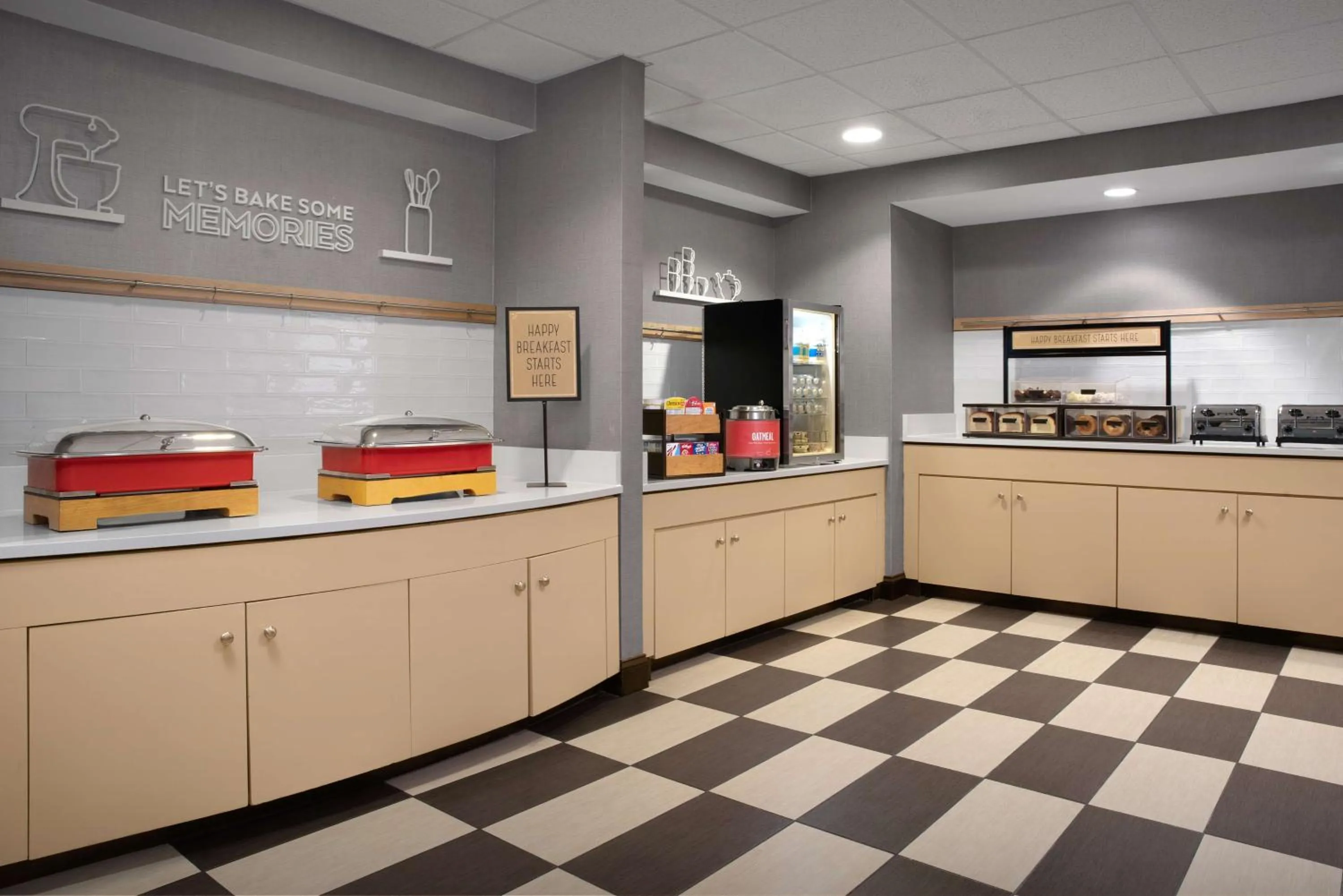 Breakfast in Hampton Inn & Suites-Knoxville/North I-75