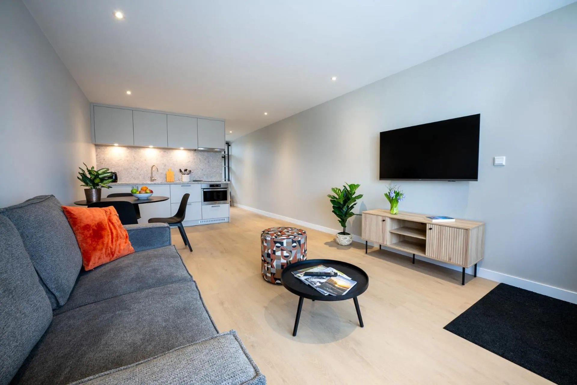 TV and multimedia in Hotel Royal