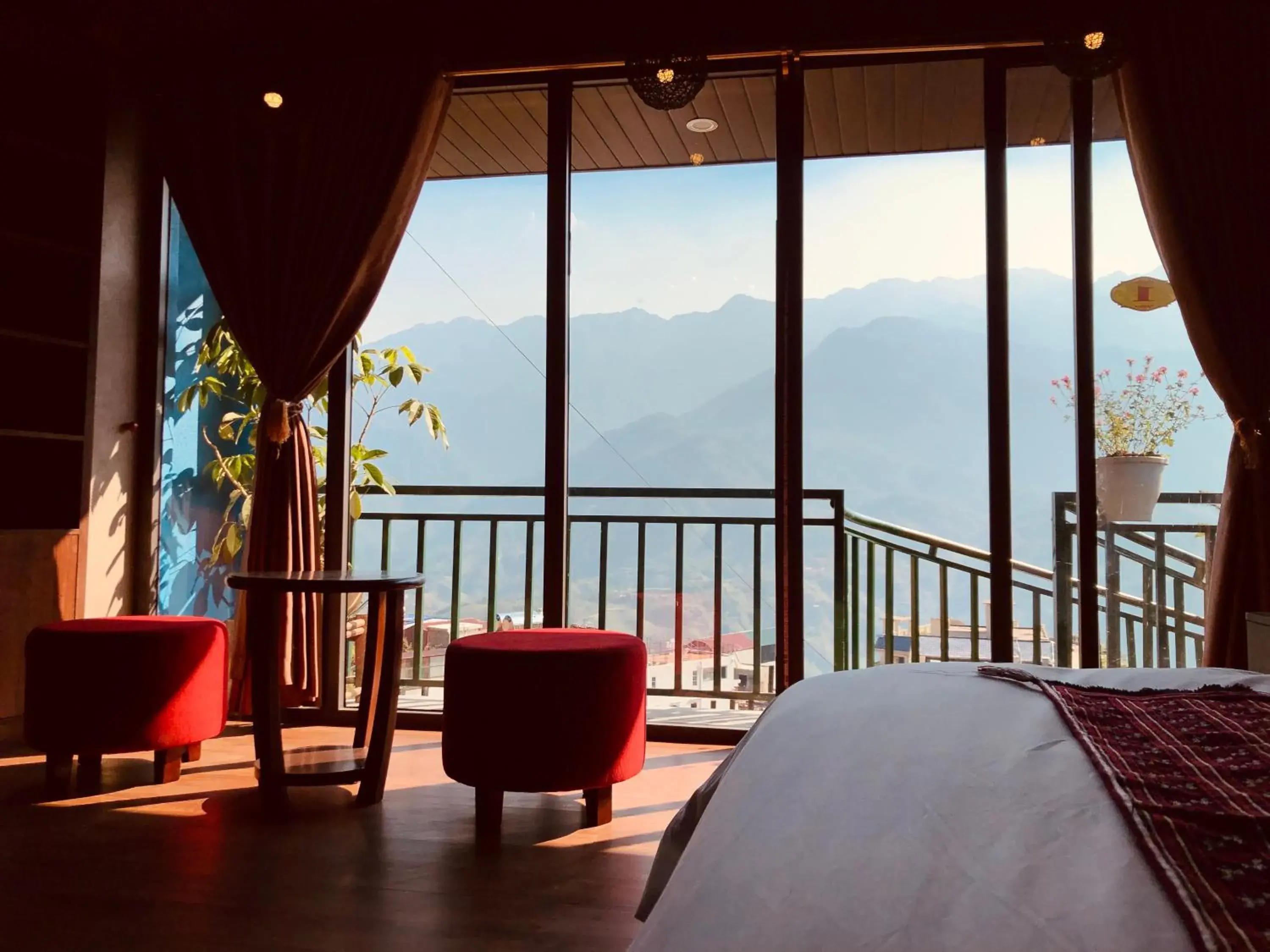 Family Room with Mountain View in Youth Homestay Sapa Family Room with Mountain View in Youth Homestay Sapa