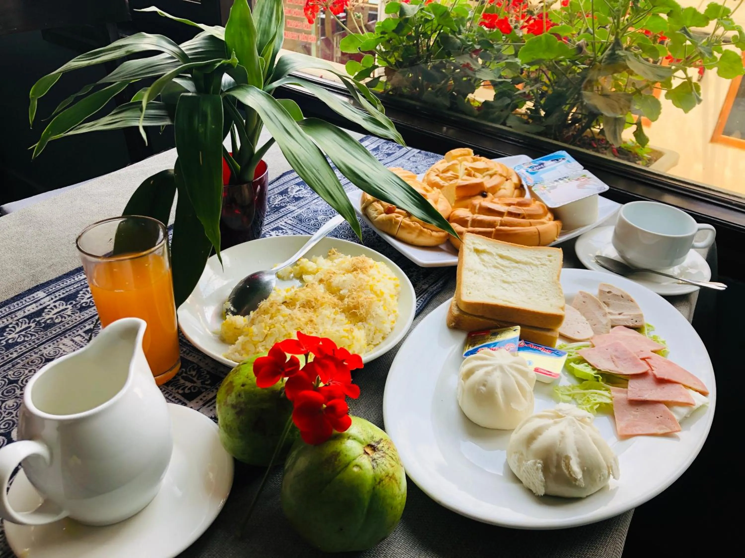 Breakfast in Youth Homestay Sapa