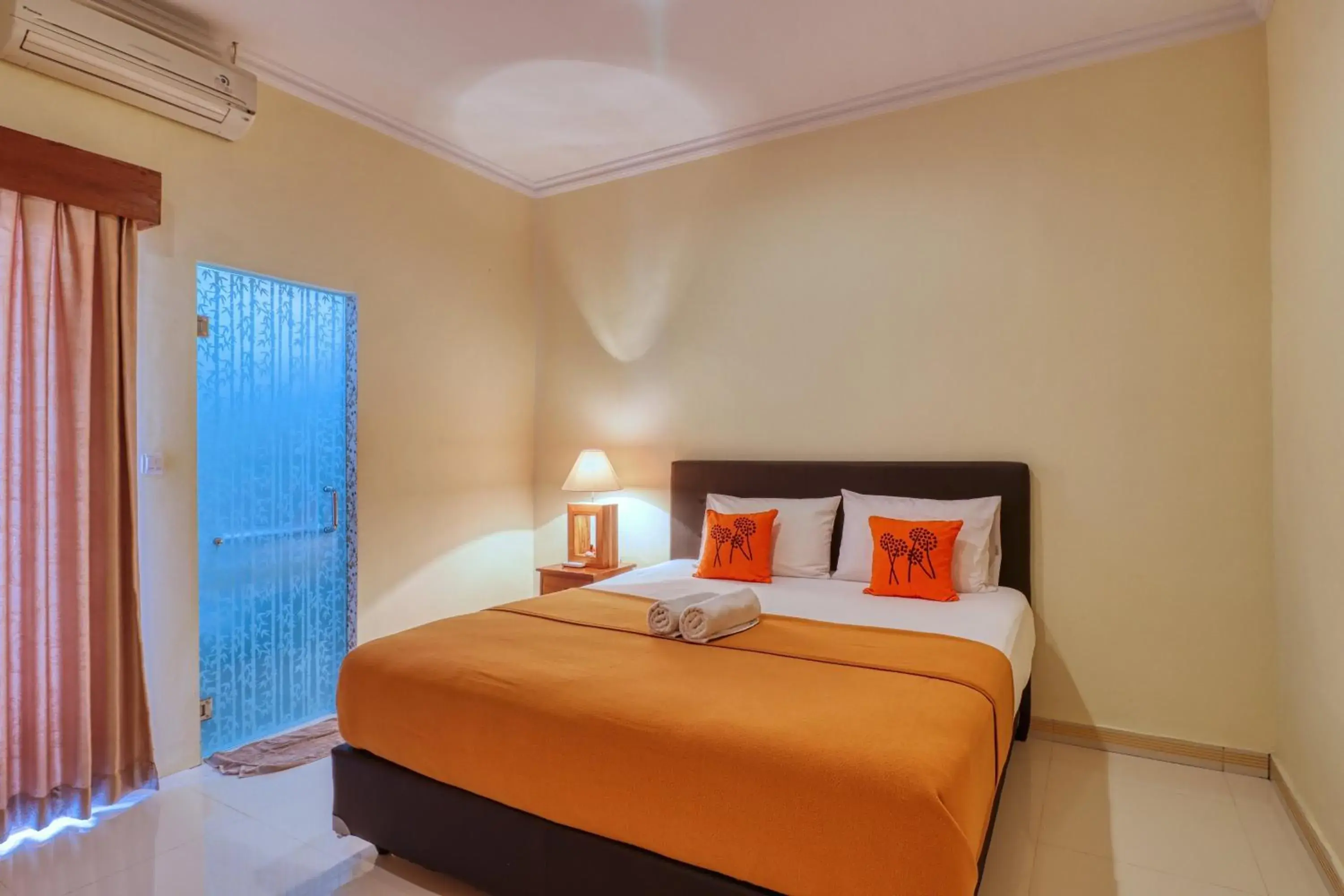 Deluxe Double Room in Nibugi Guest House Deluxe Double Room in Nibugi Guest House