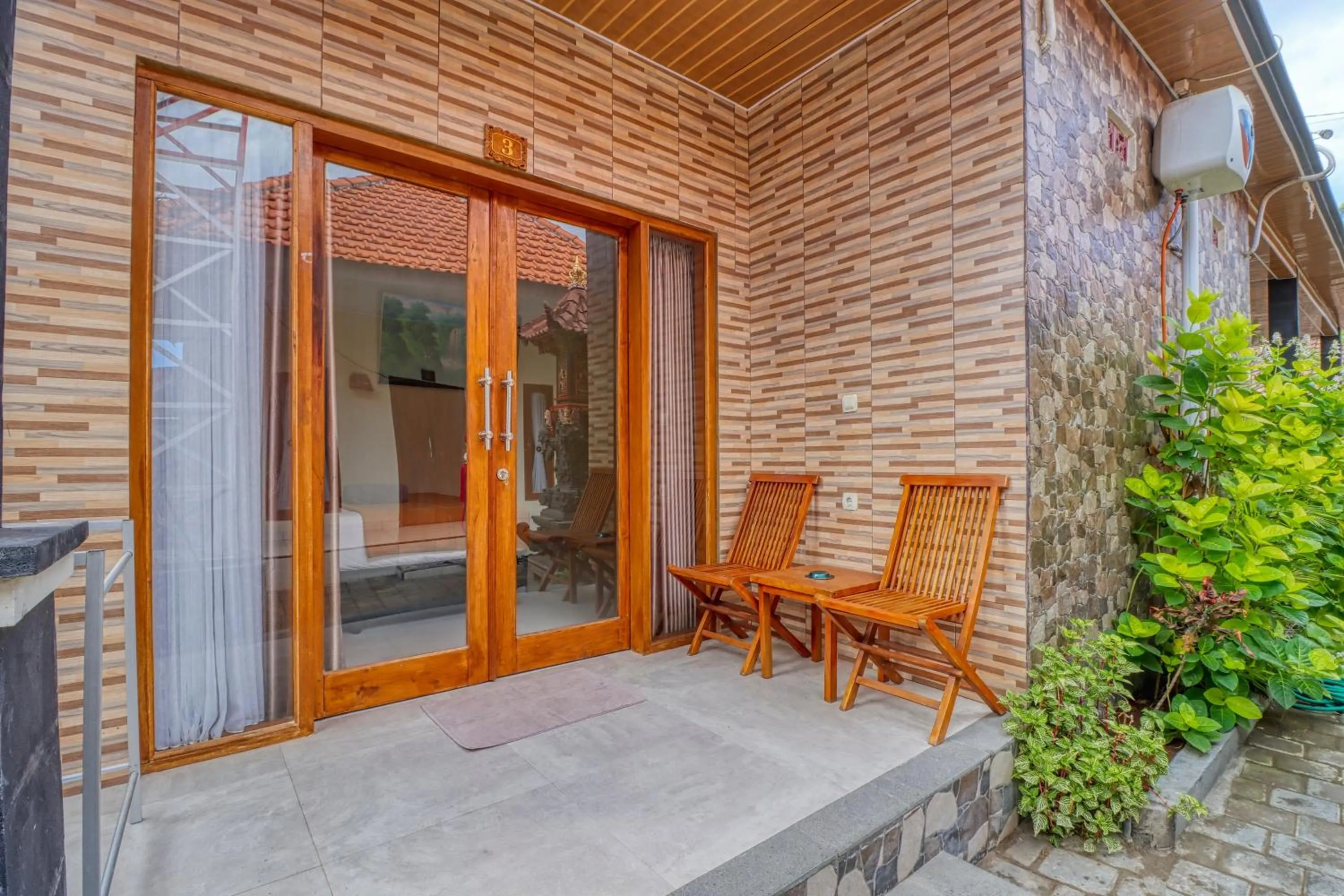 Patio in Nibugi Guest House