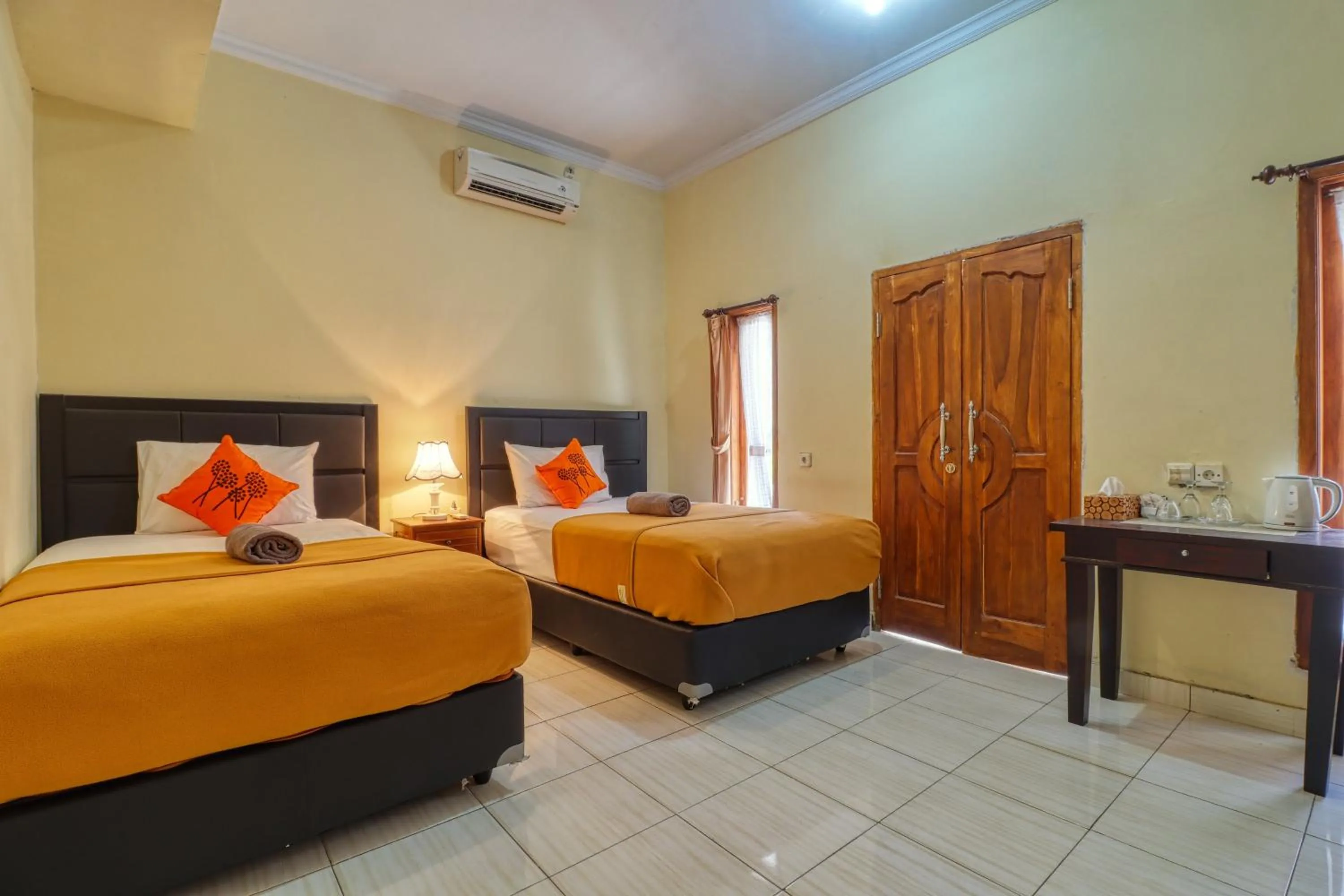 Coffee/tea facilities, Bed in Nibugi Guest House