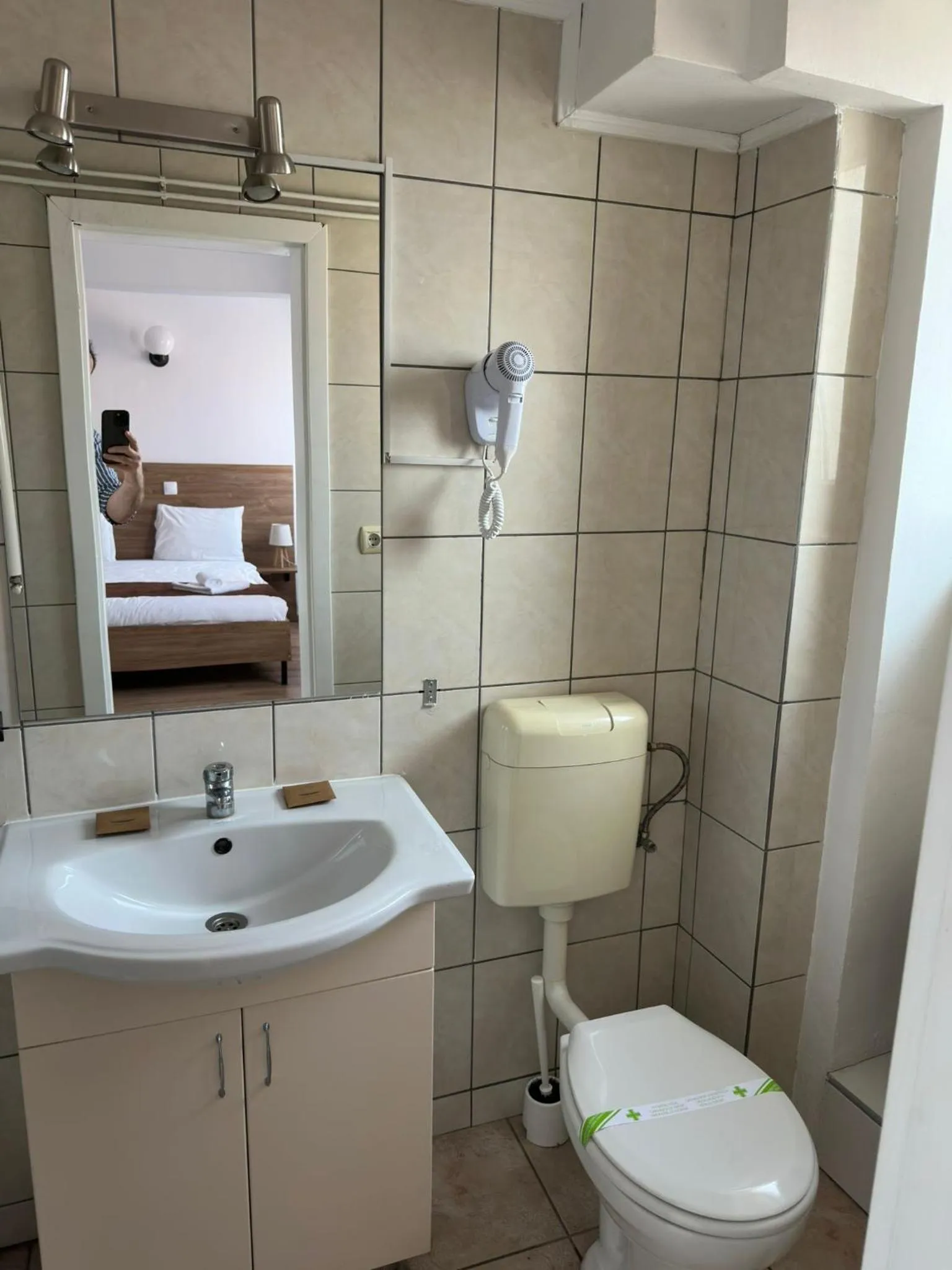 Bathroom in Hotel Apollo Central