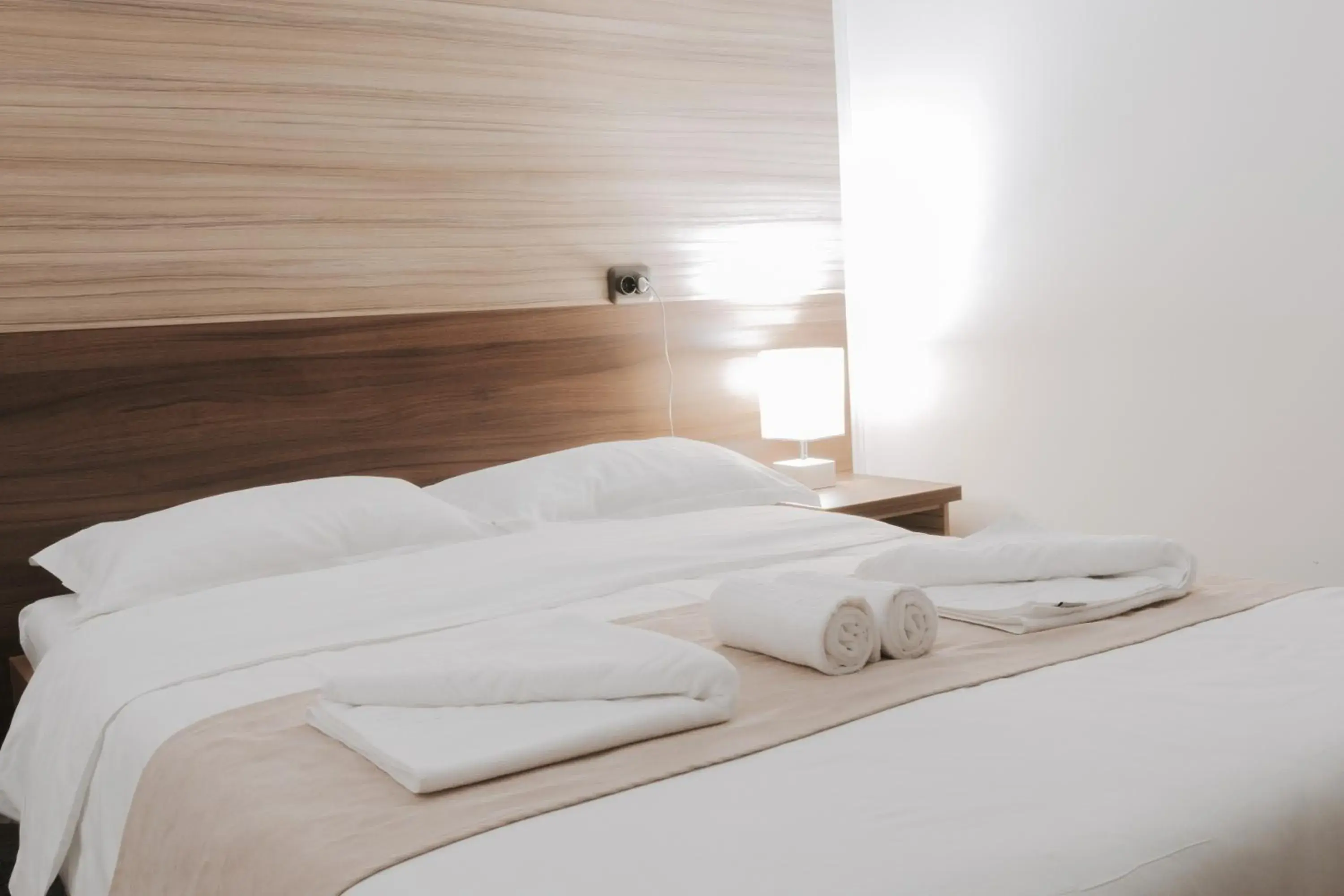 Triple Room in Hotel Apollo Central Triple Room in Hotel Apollo Central