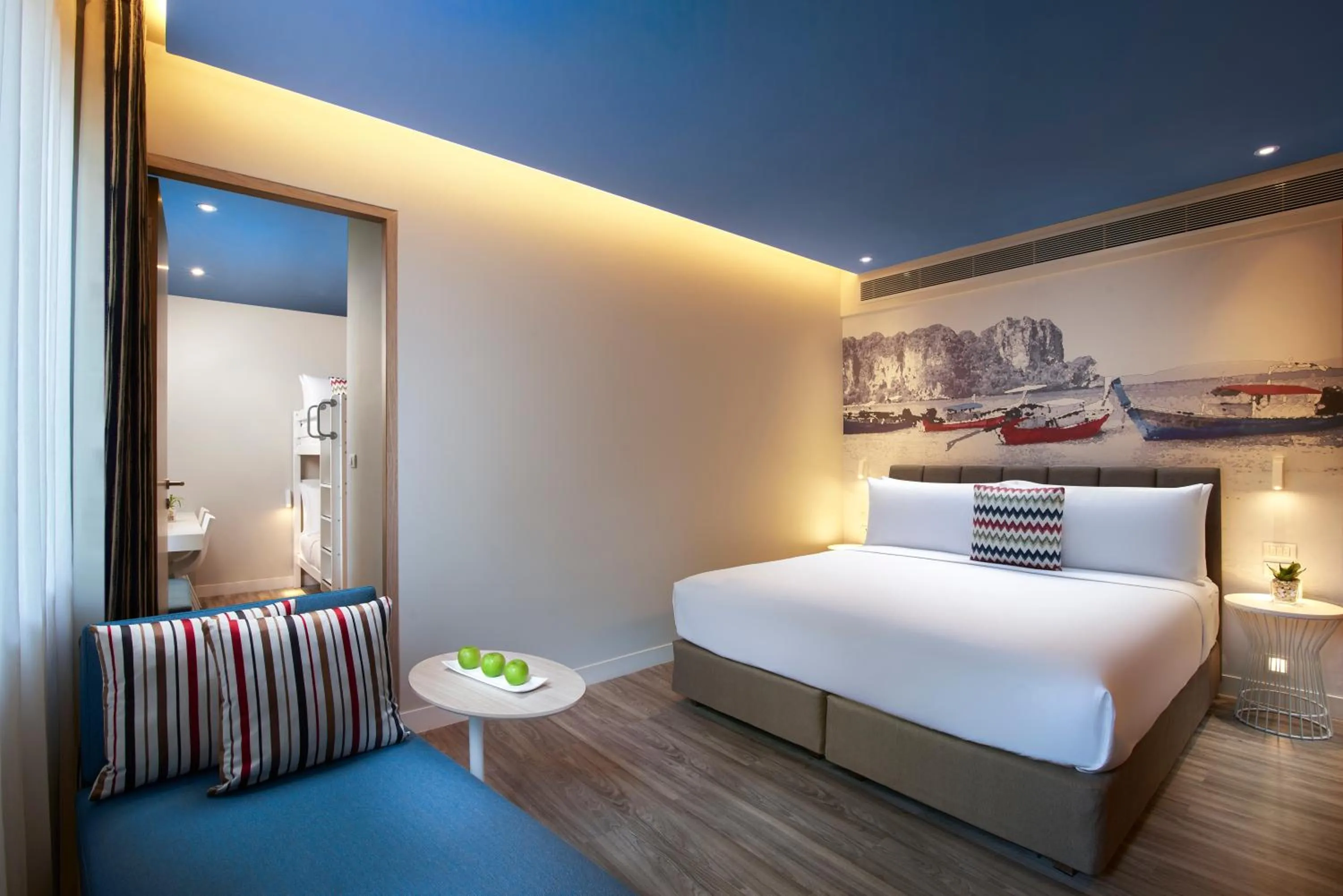 Photo of the whole room, Bed in OZO Phuket