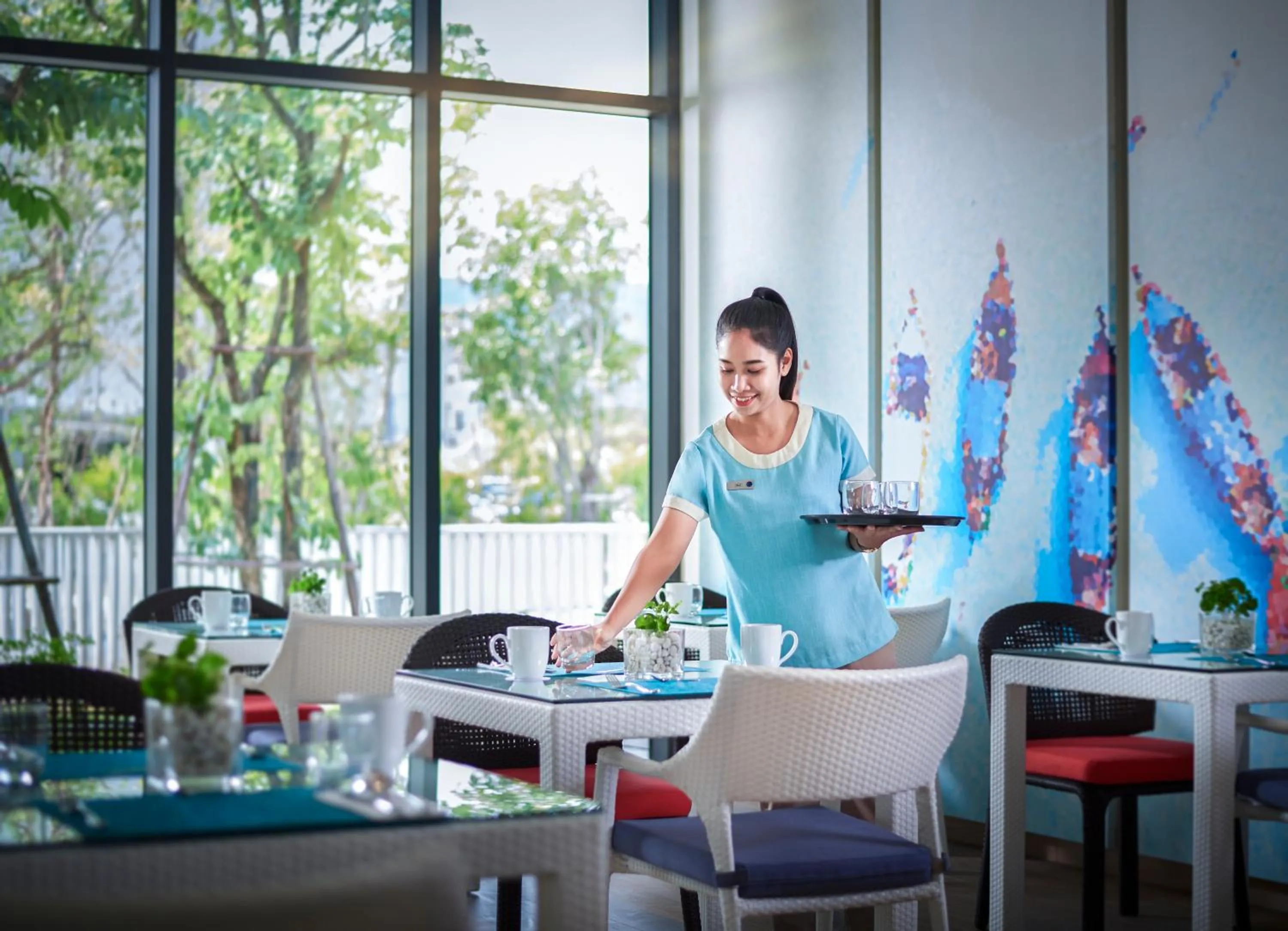 Restaurant/places to eat in OZO Phuket