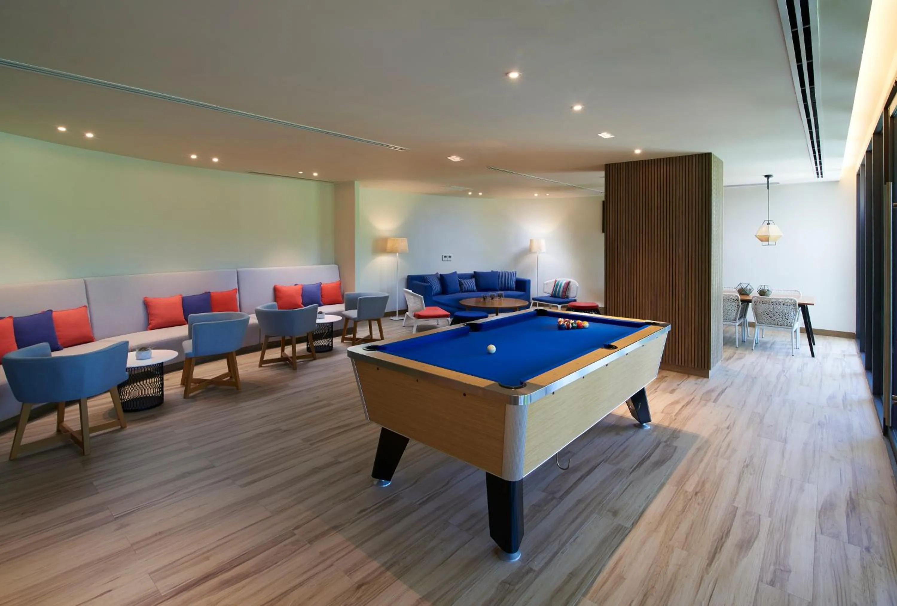 Entertainment in OZO Phuket