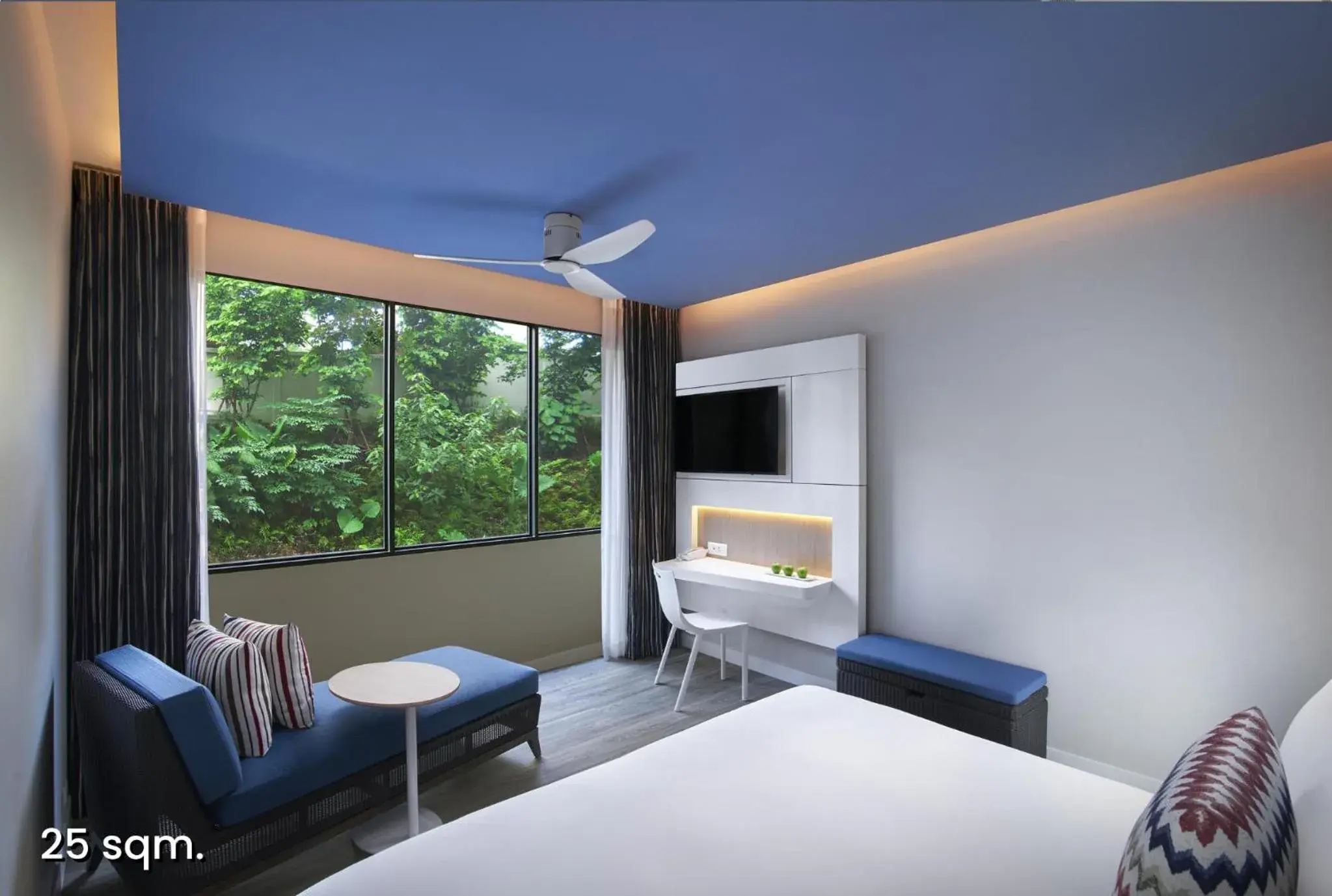 Superior King in OZO Phuket Superior King in OZO Phuket