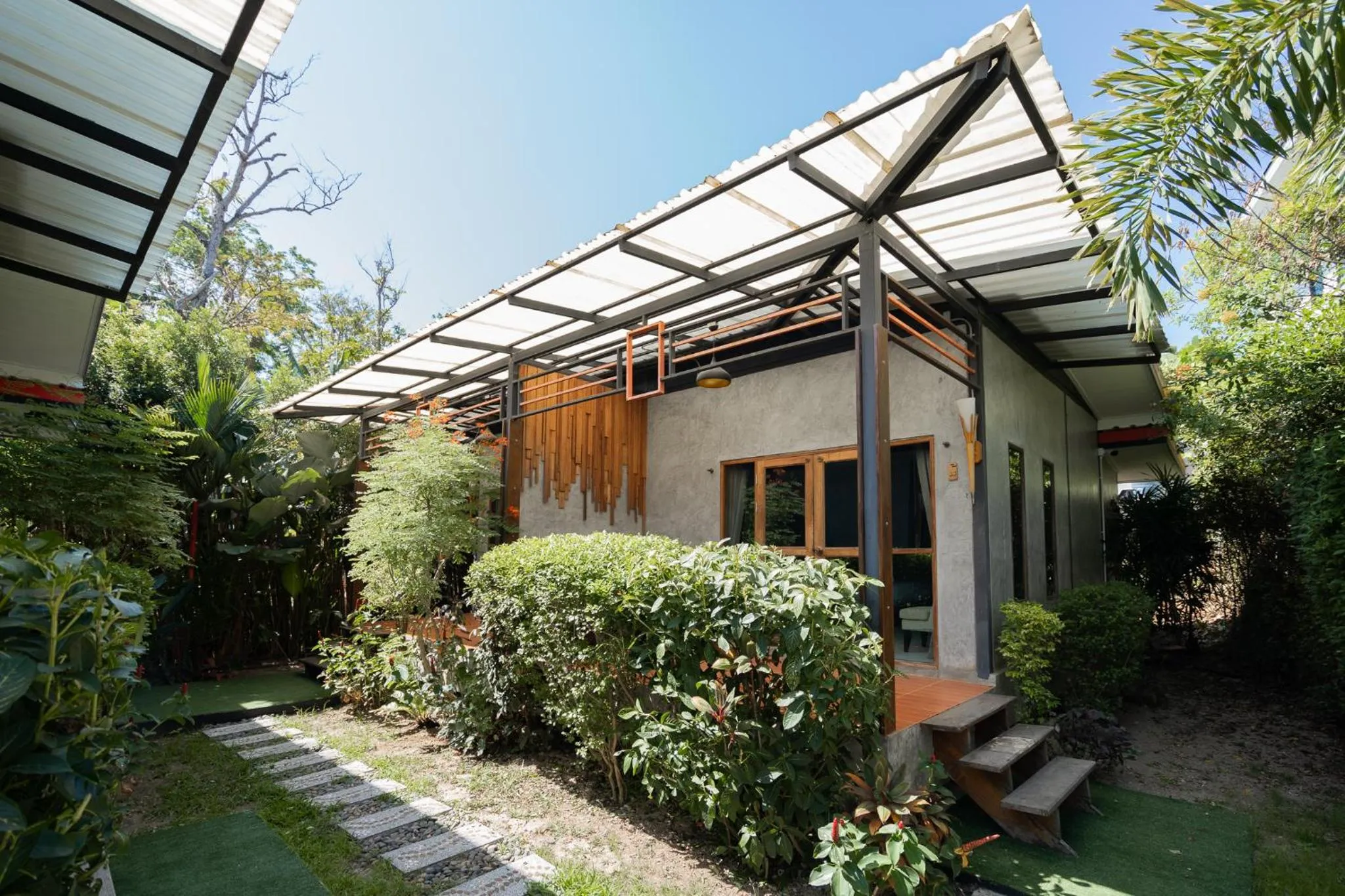 Garden in The Loft Panwa Resort